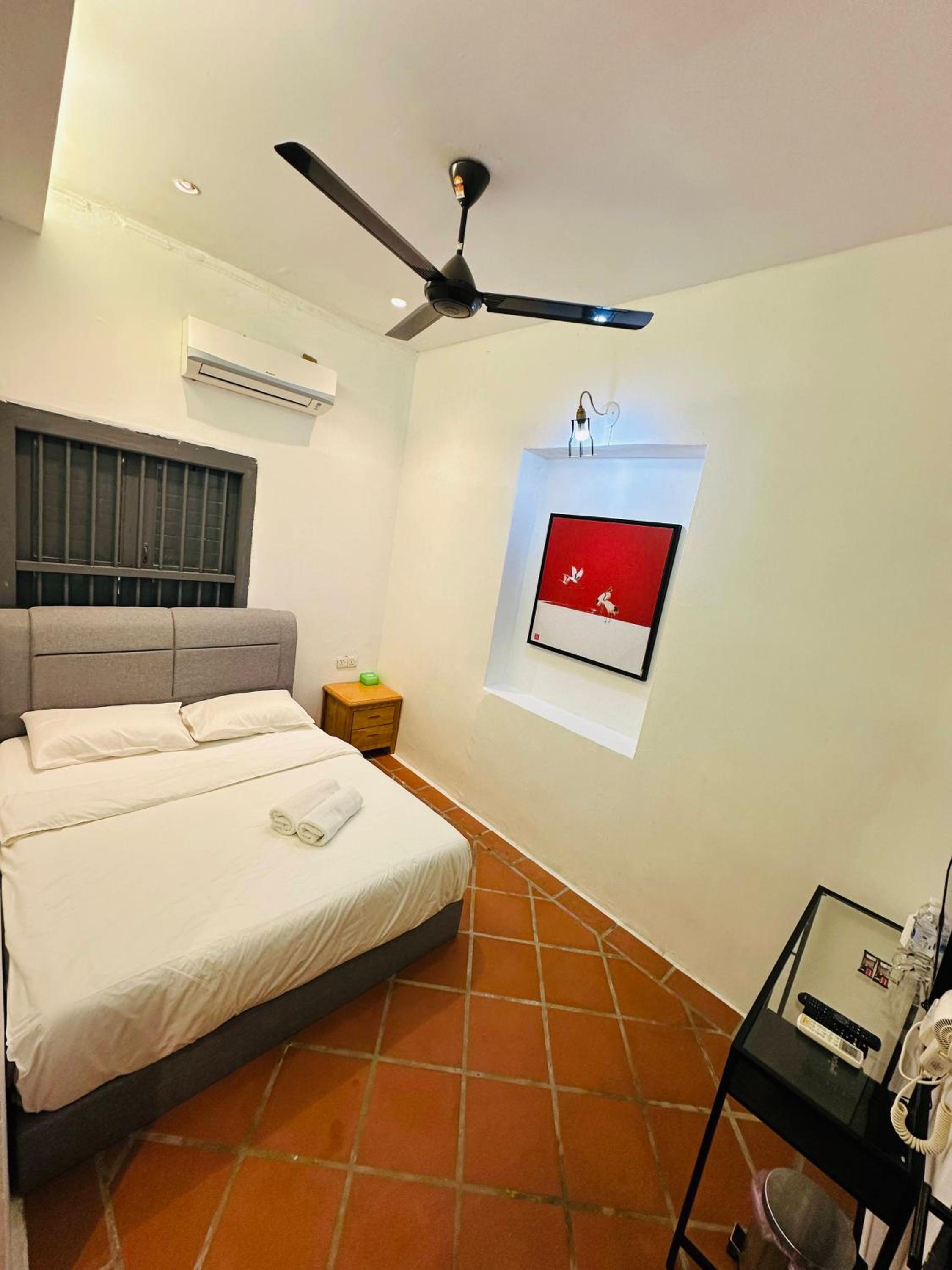 Standard Queen Room - Photo 1