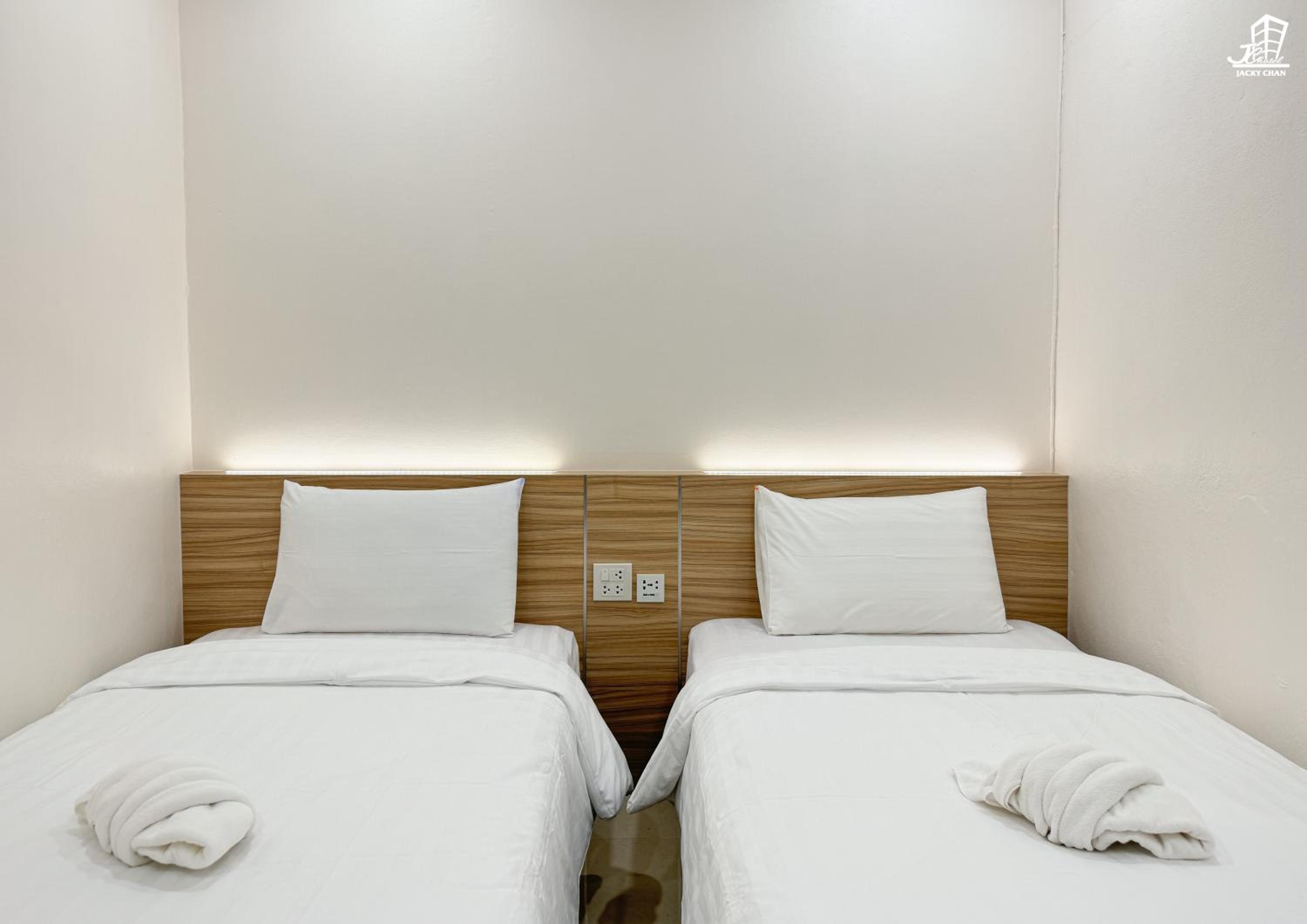 Deluxe Twin Room - Photo 4