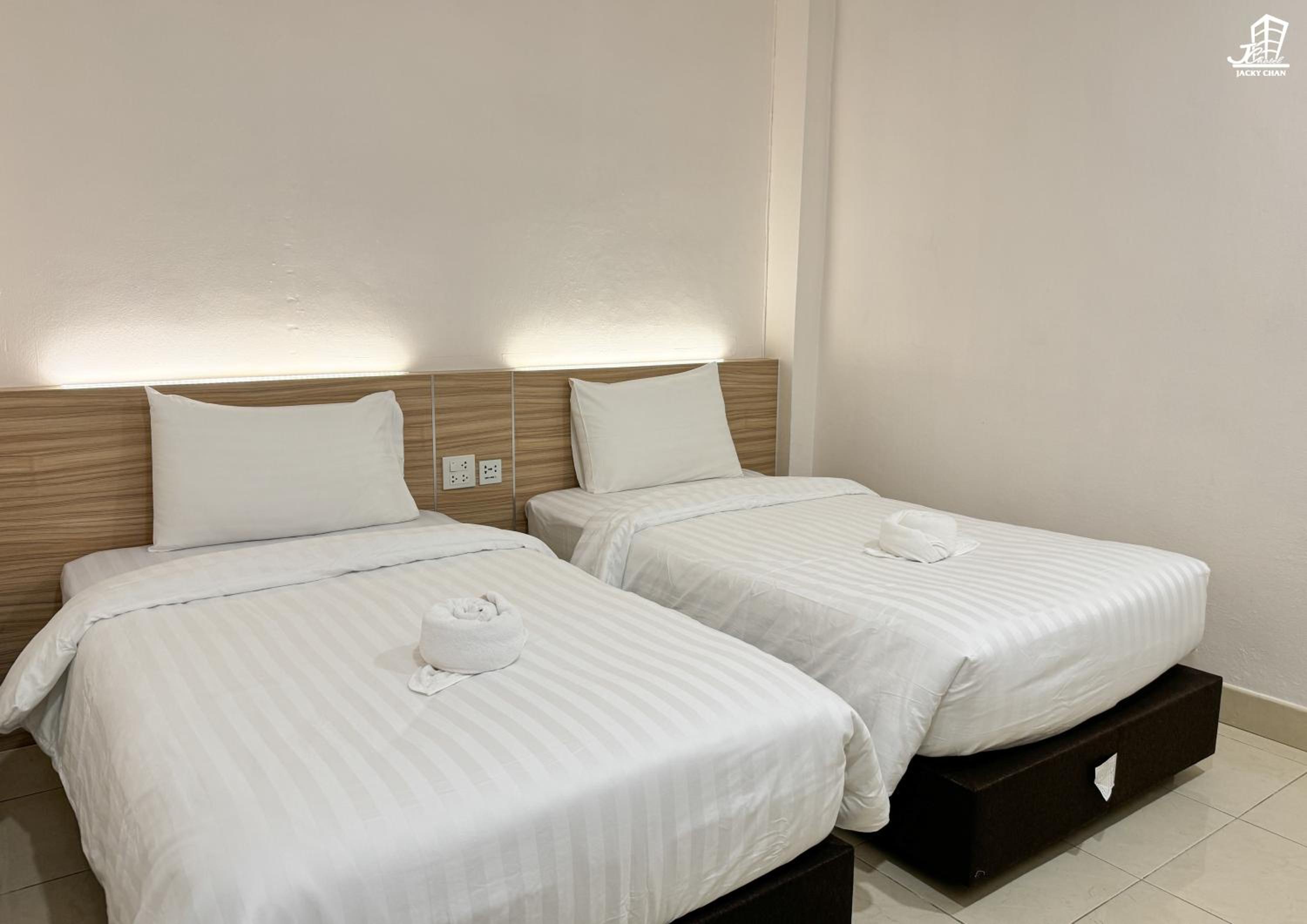 Deluxe Twin Room - Photo 3