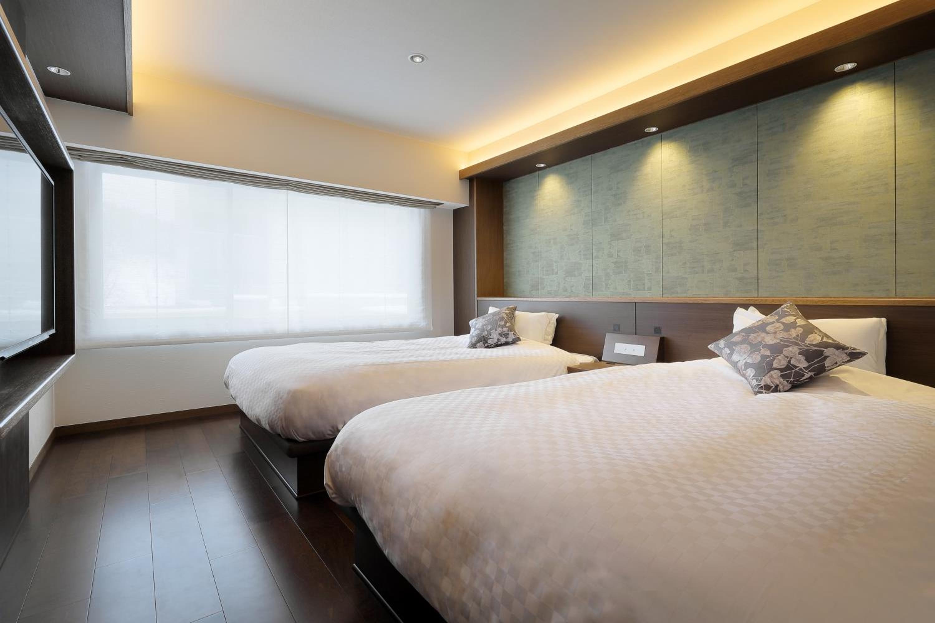 Deluxe Suite - Photo 3