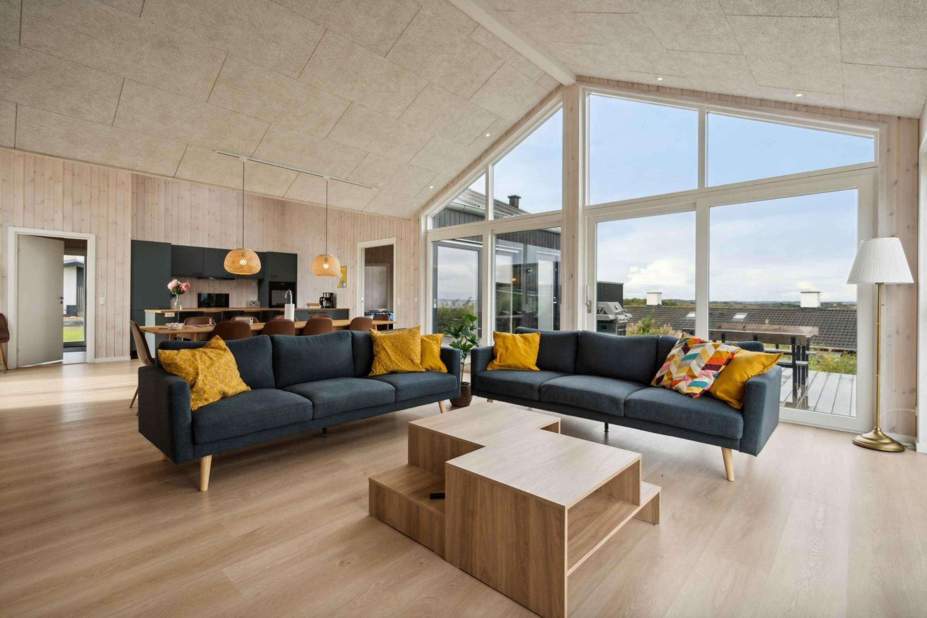 Four-Bedroom House photo 1