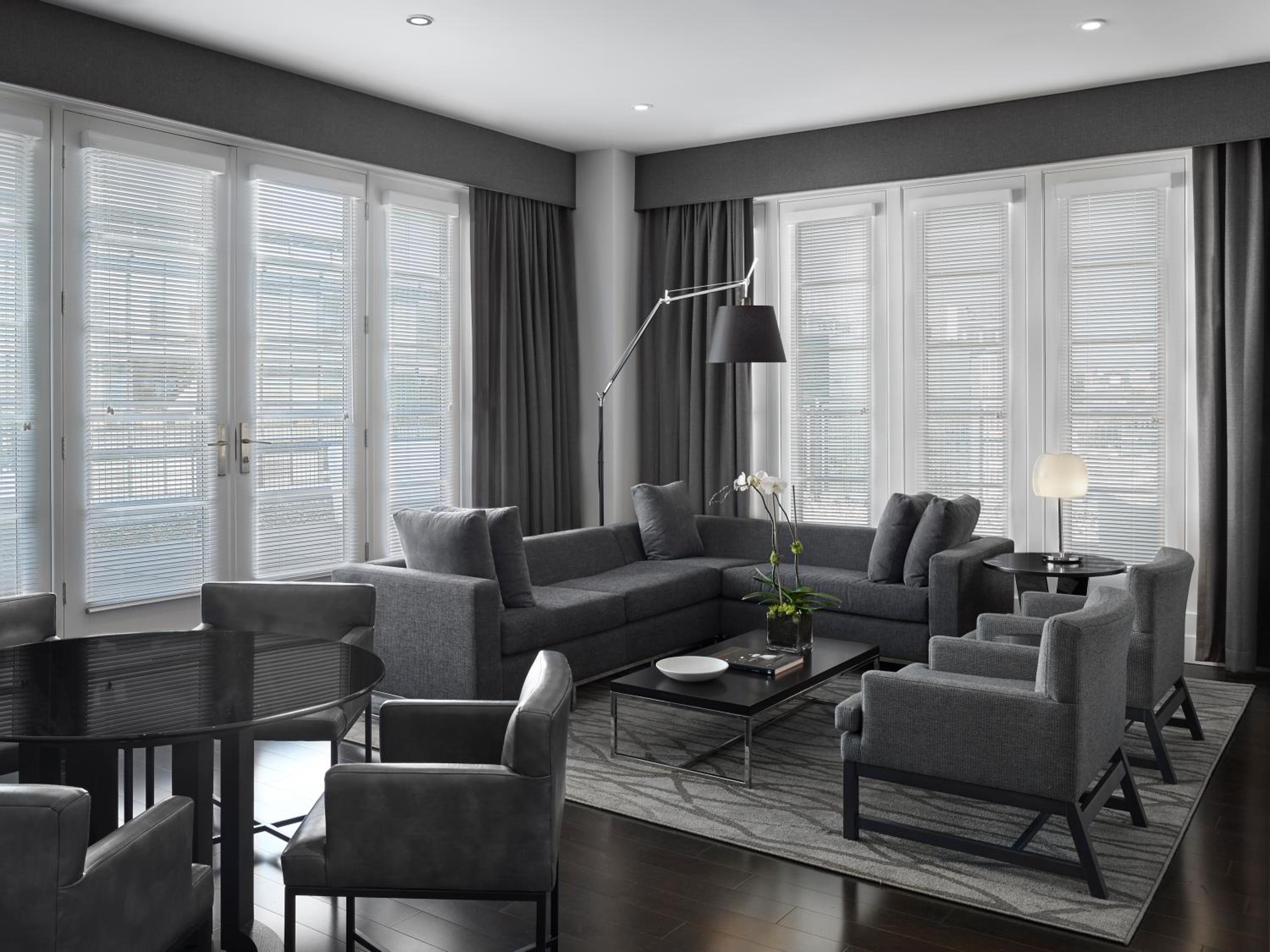 One Bedroom Penthouse Suite with Private Terrace photo 3