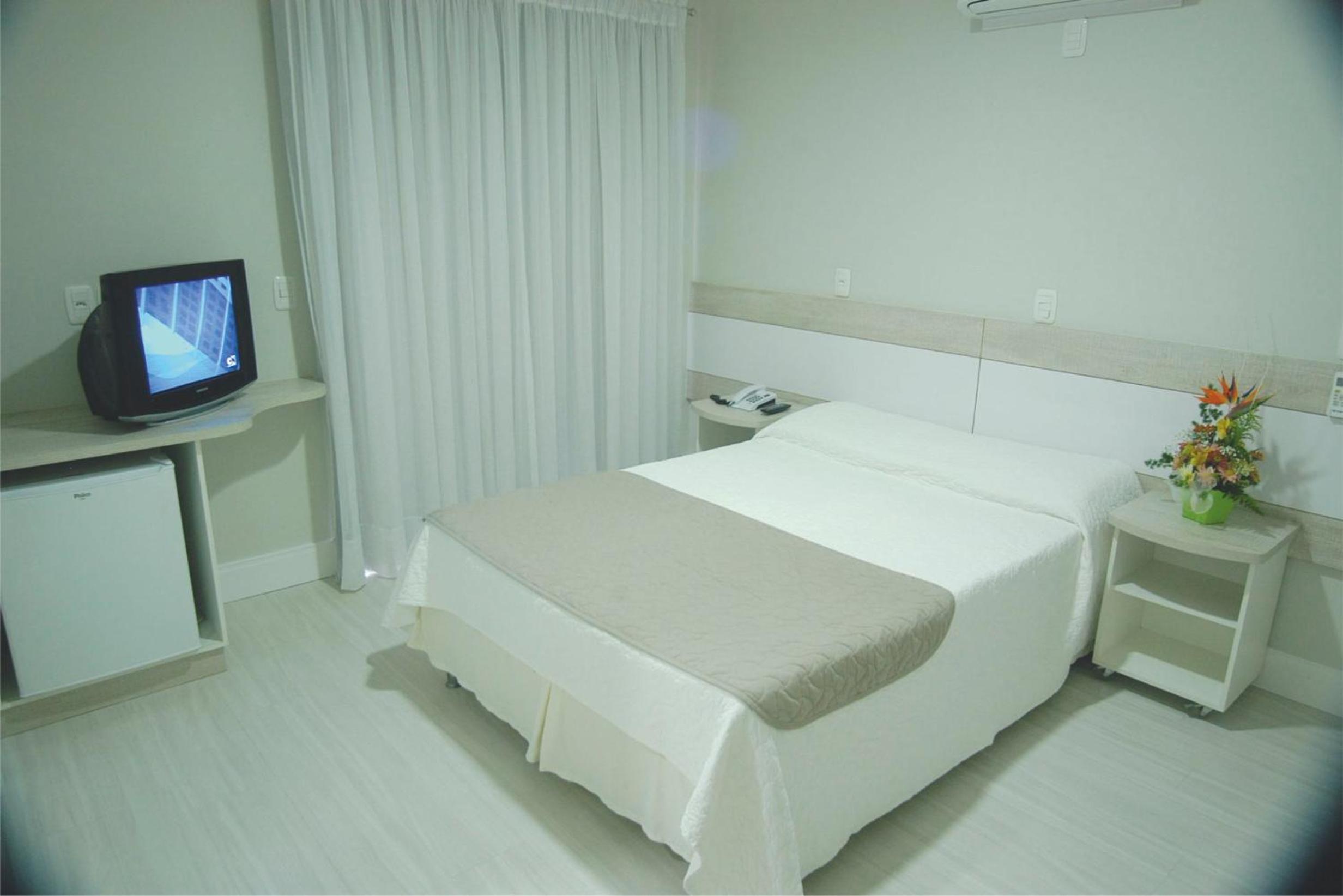 Deluxe Double or Twin Room photo 2