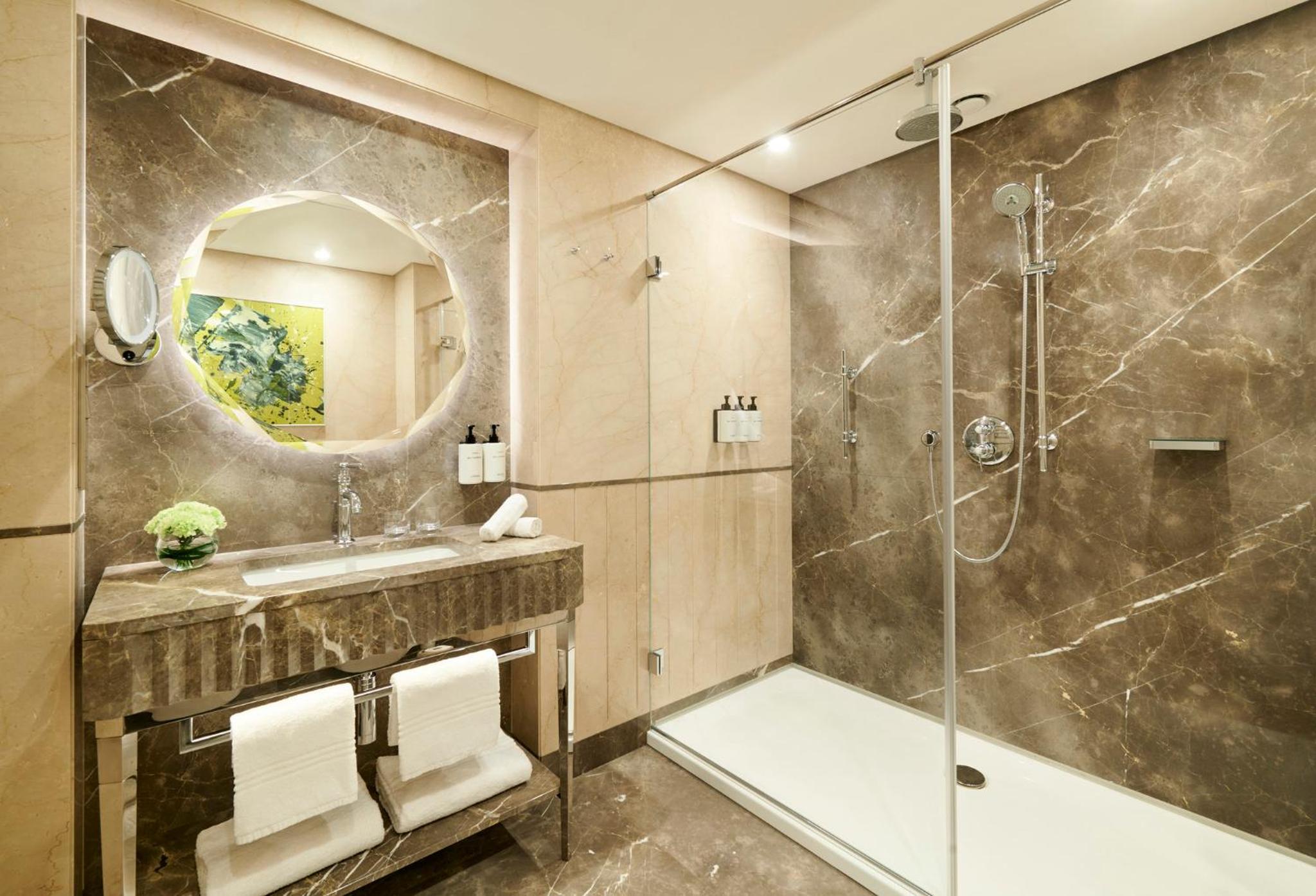 Palace Suite - Photo 5