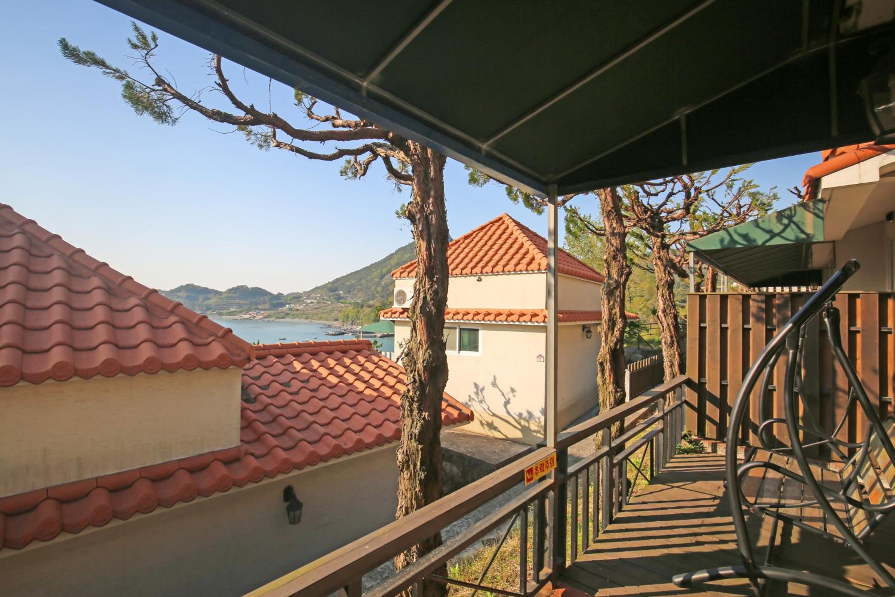 Double Room with Sea View photo 3