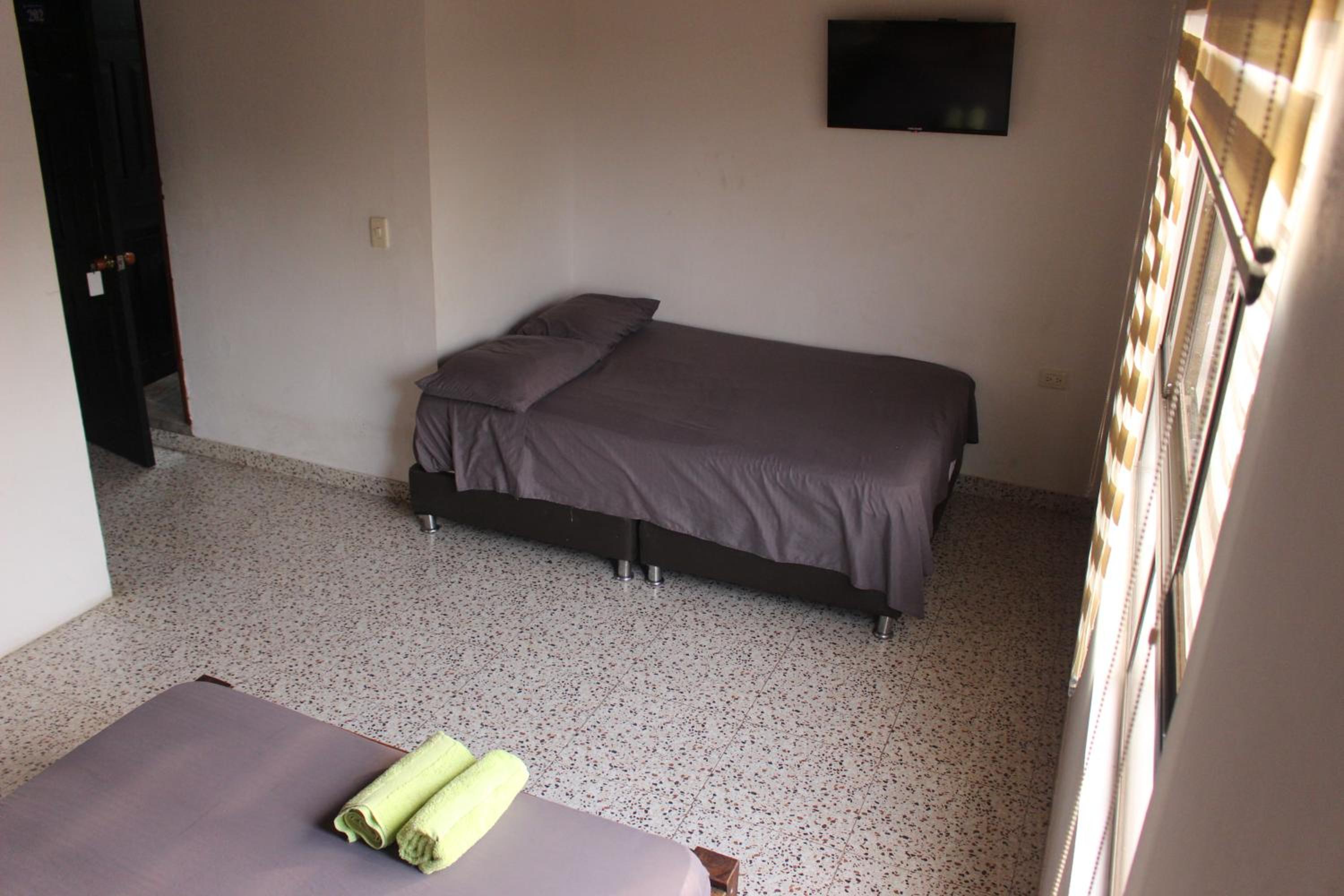 Queen Room With Pool View photo 3