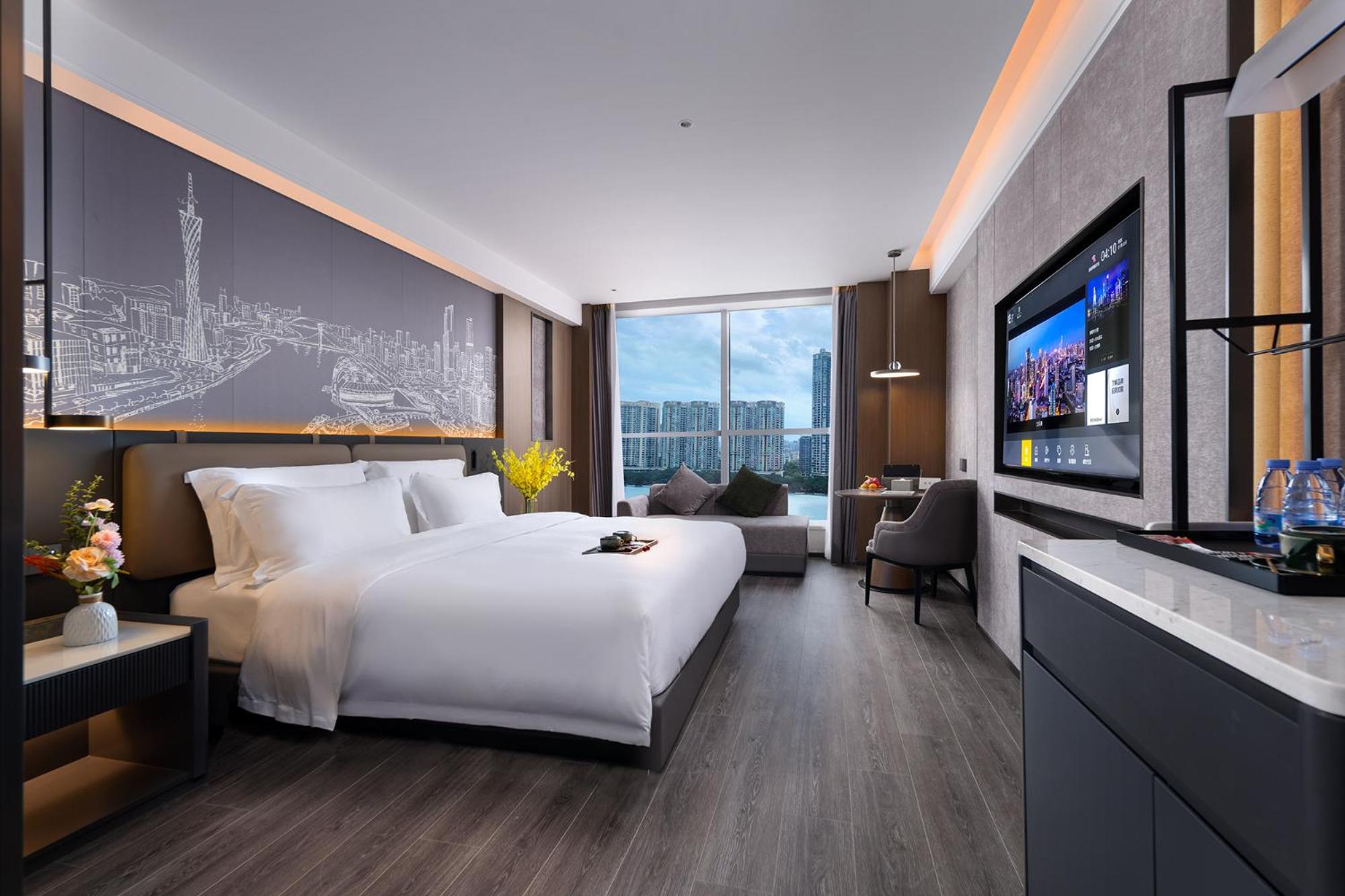 Elegant Double Room with River View