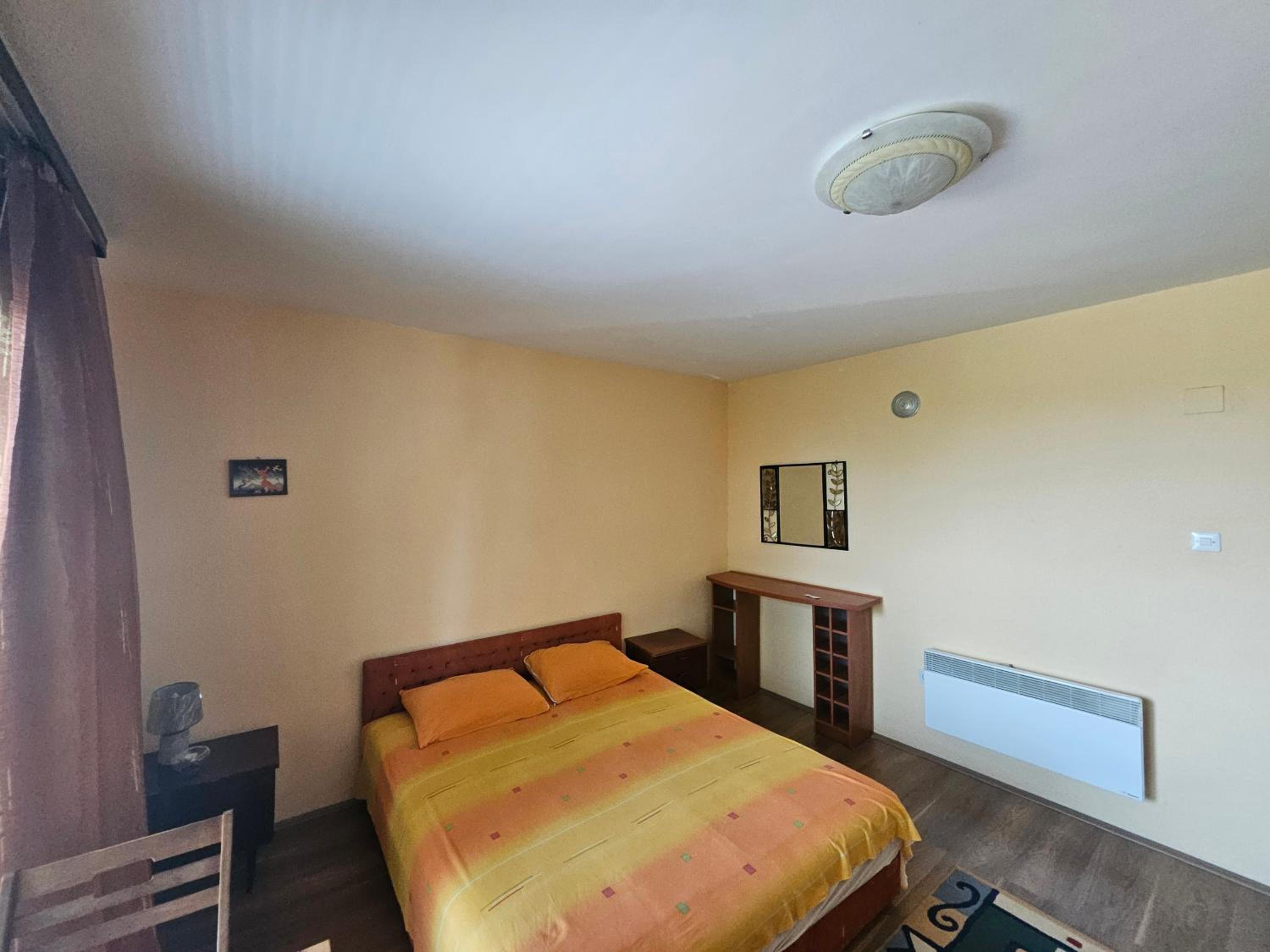 Two-Bedroom Apartment with Lake View photo 2