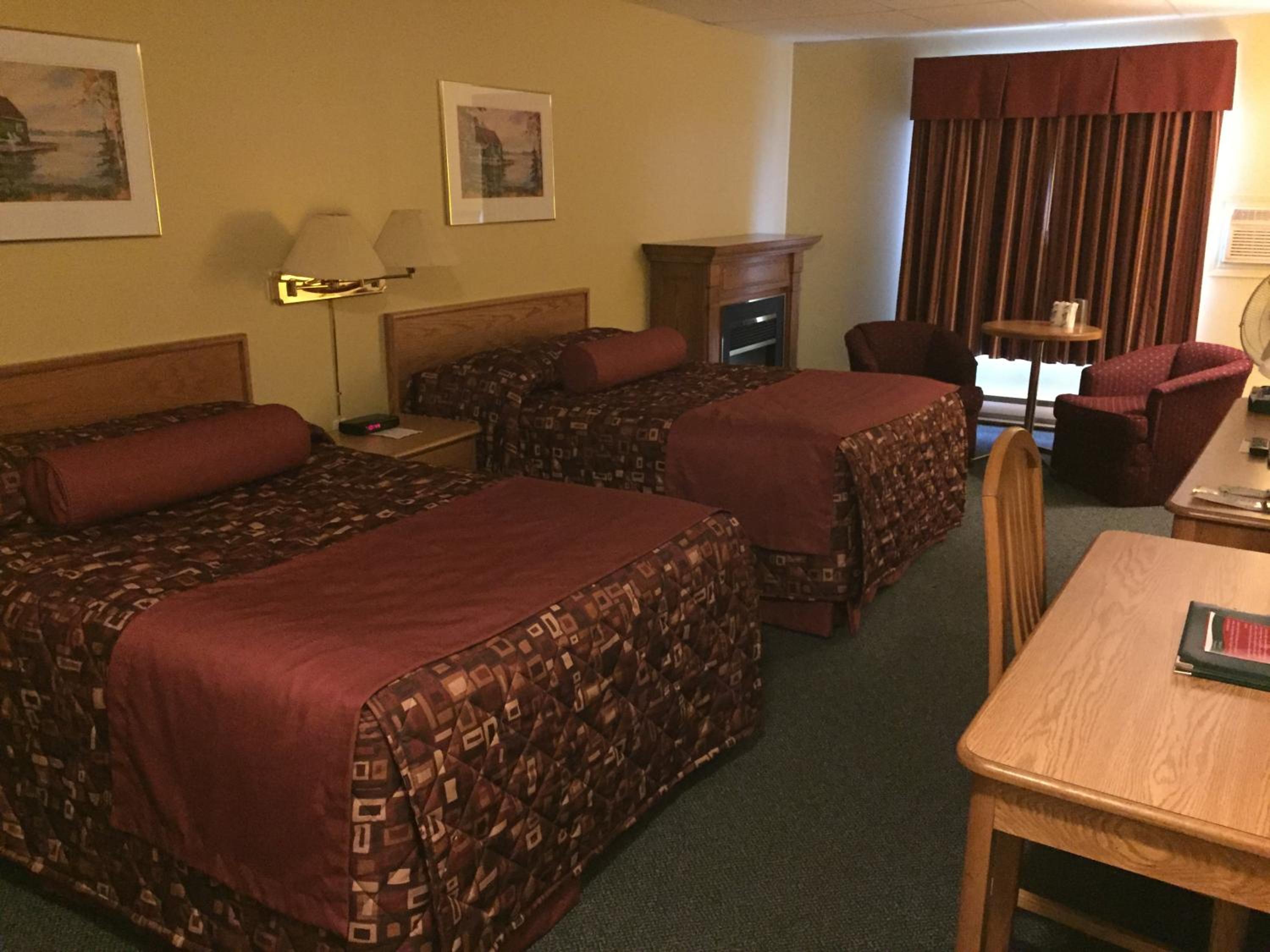 Double Room with Two Double Beds photo 1