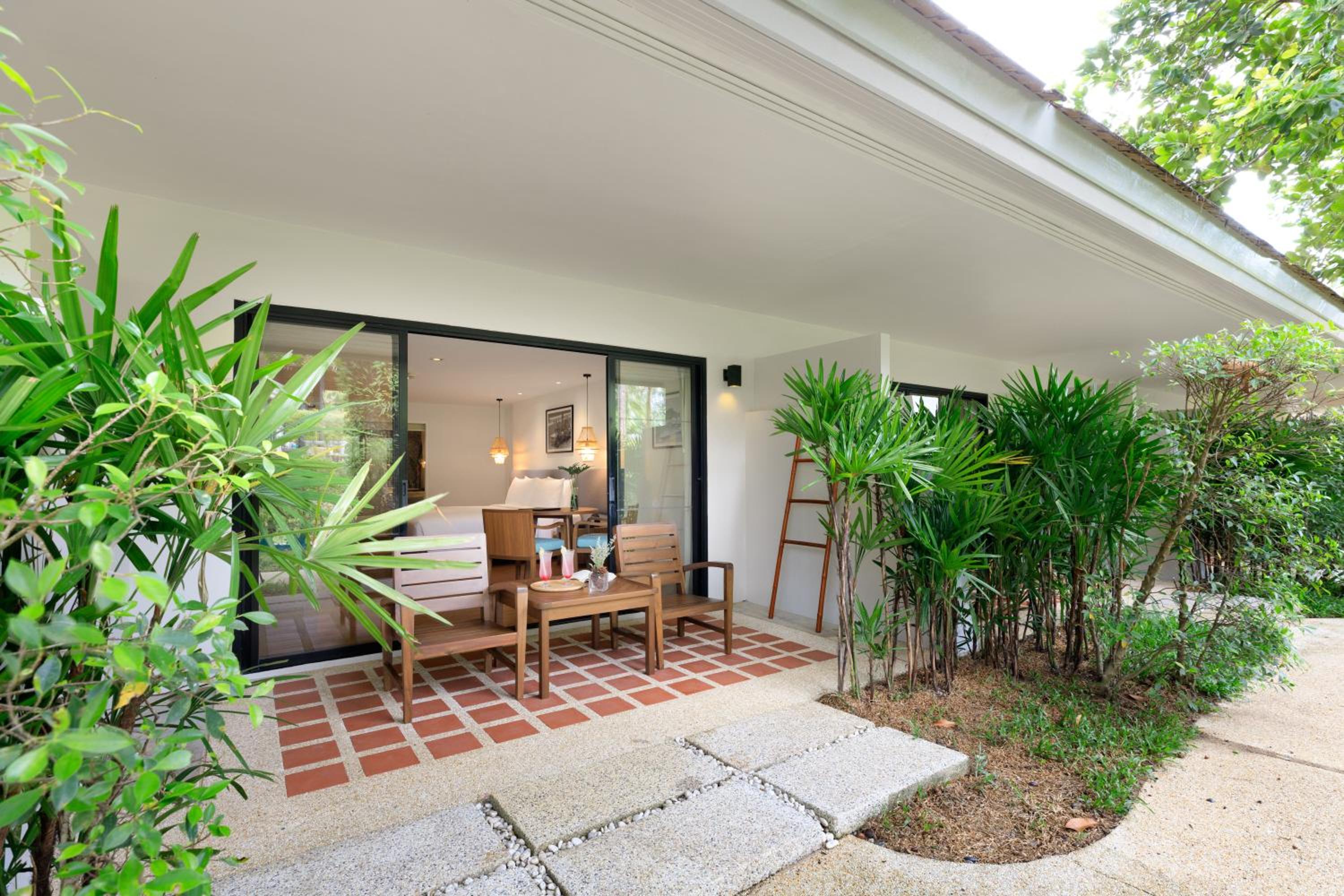 Premier Garden Terrace 1 King - Photo 3