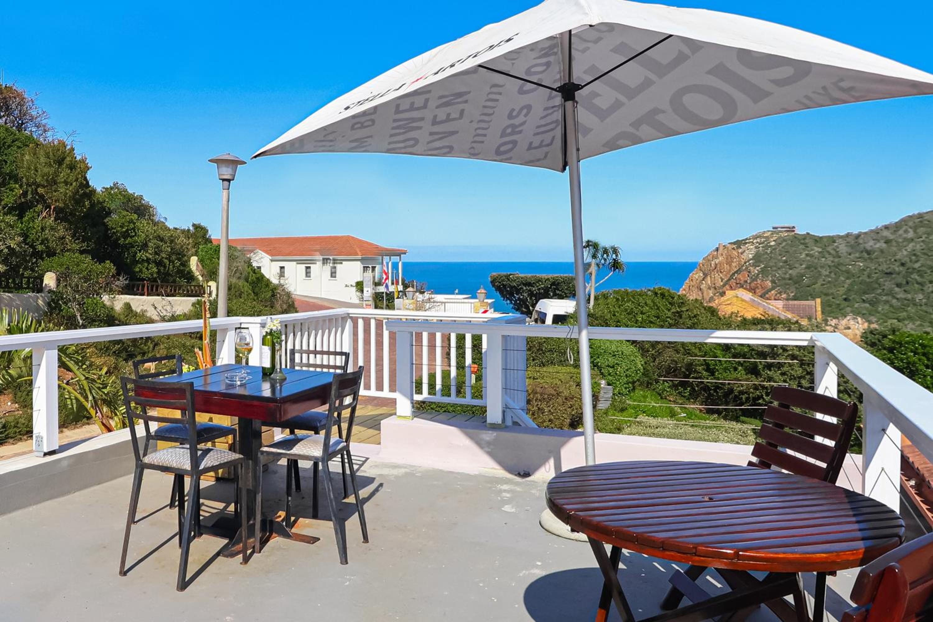 Studio with Sea View - Photo 33