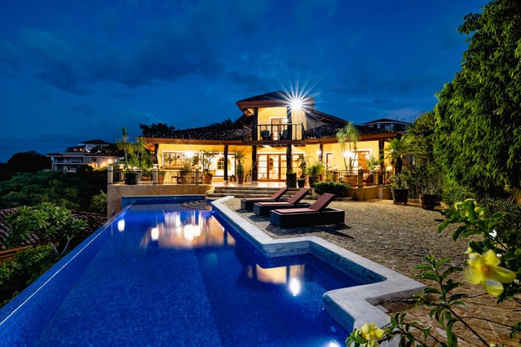 Deluxe Villa photo 3