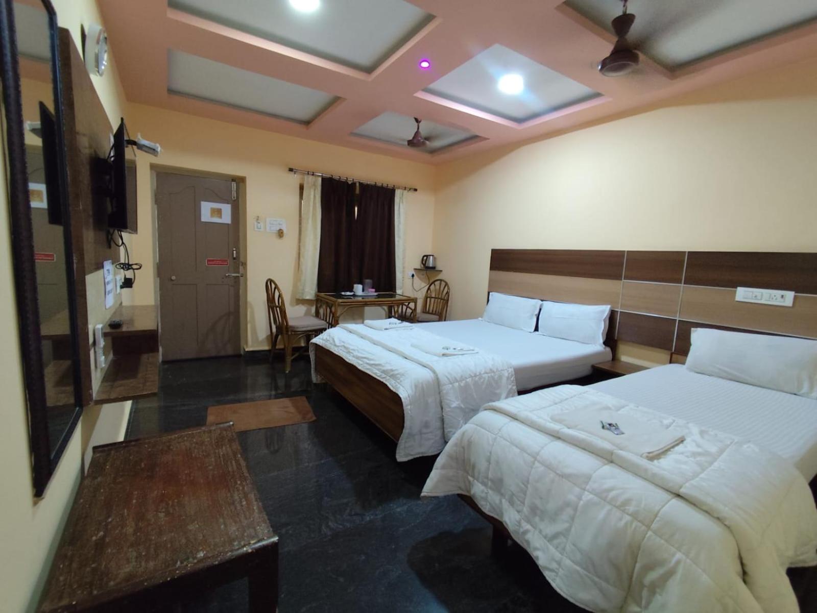 Basic Triple Room