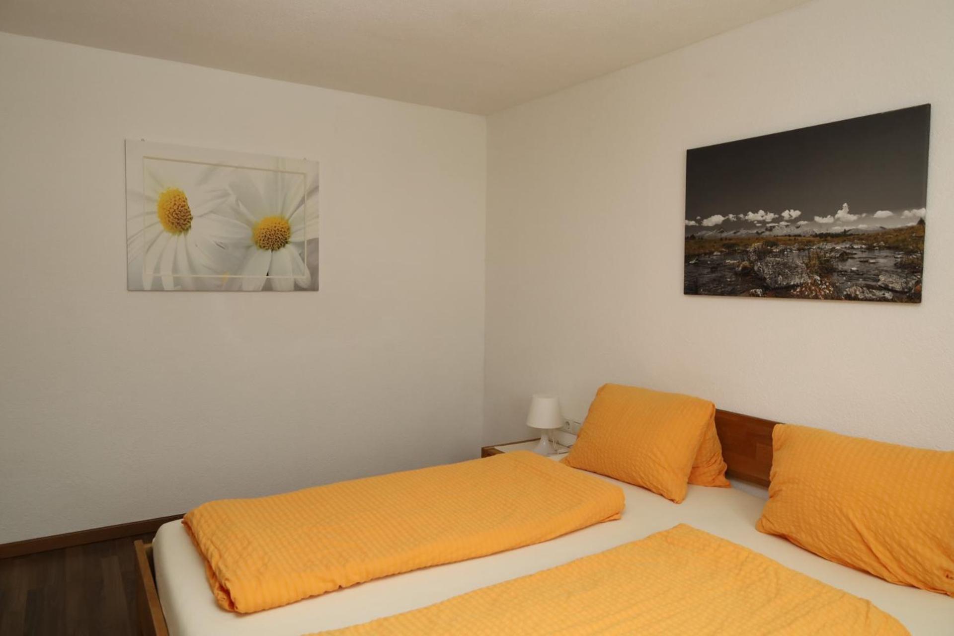 One-Bedroom Apartment with Kitchen photo 1
