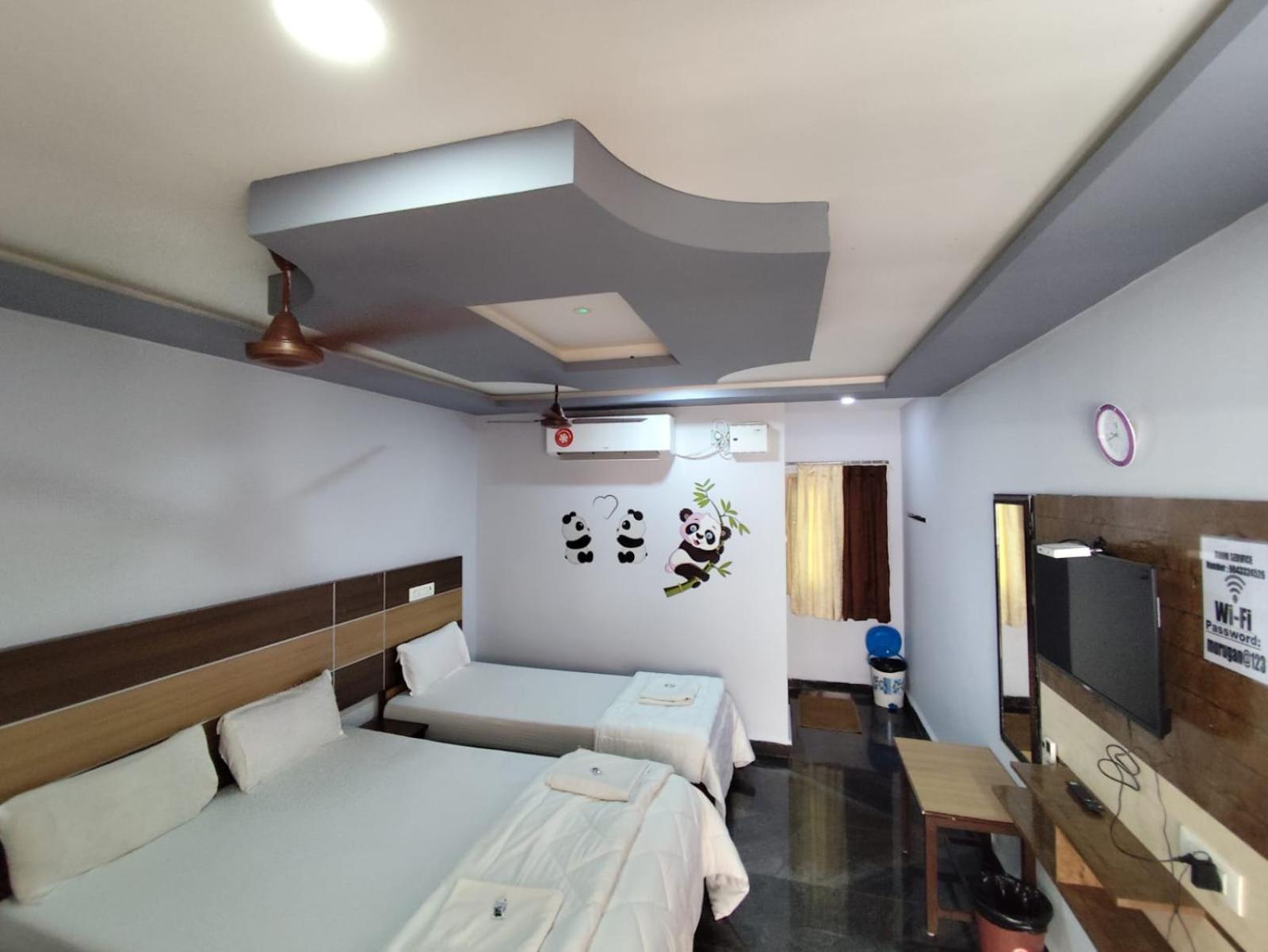 Deluxe Triple Room - Photo 33