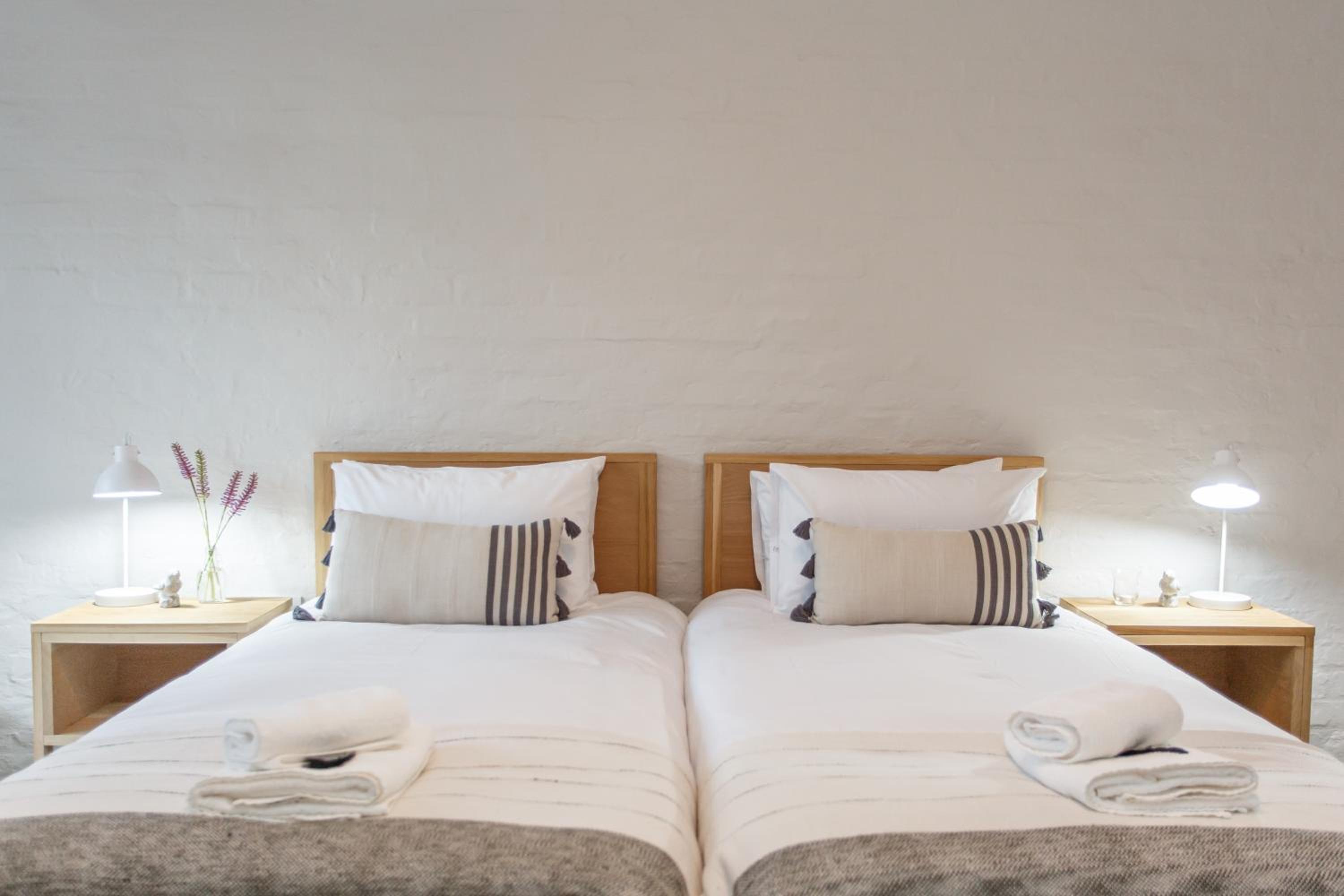 Standard King Room photo 3