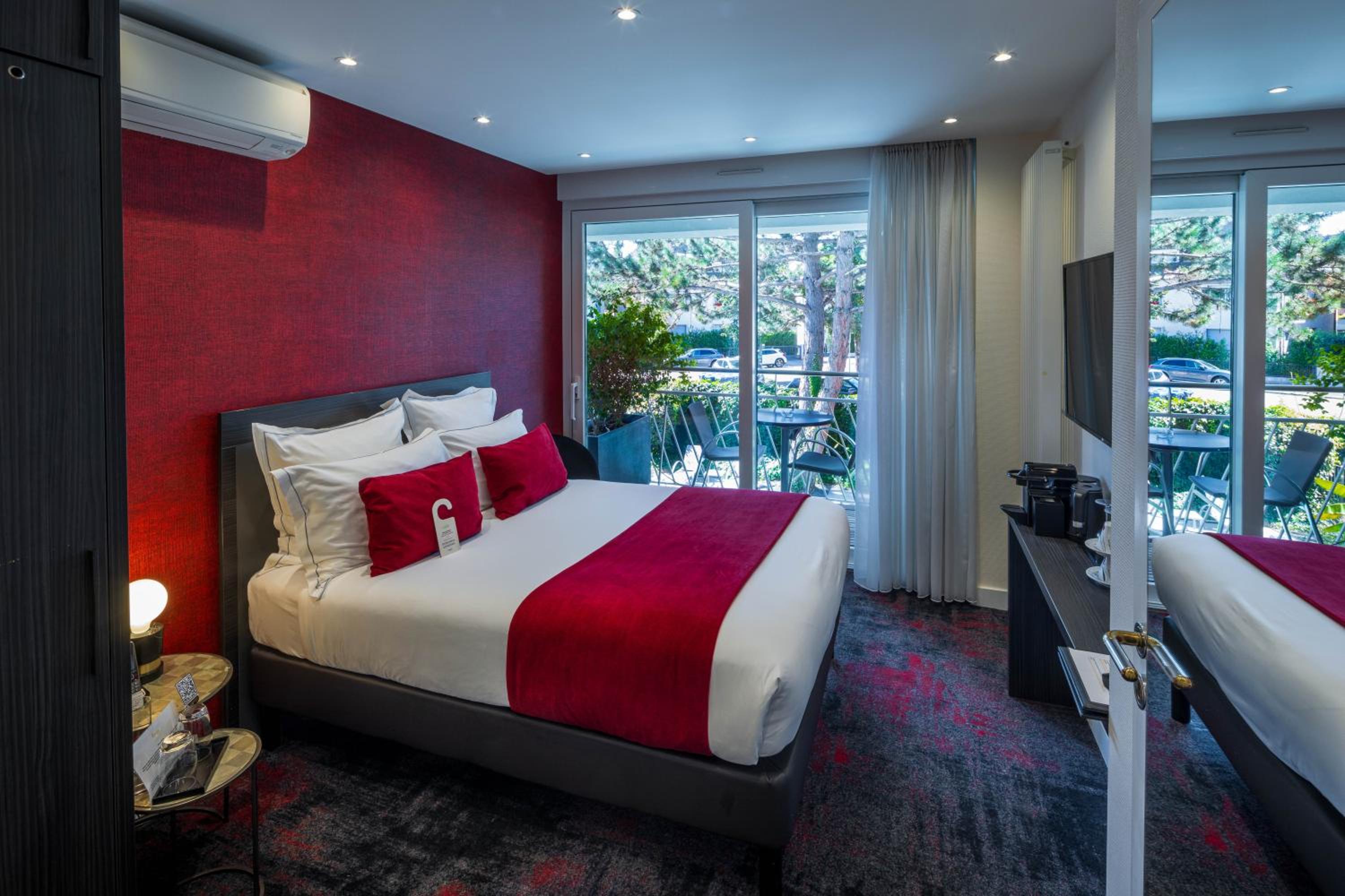 Classic Double Room - Photo 1