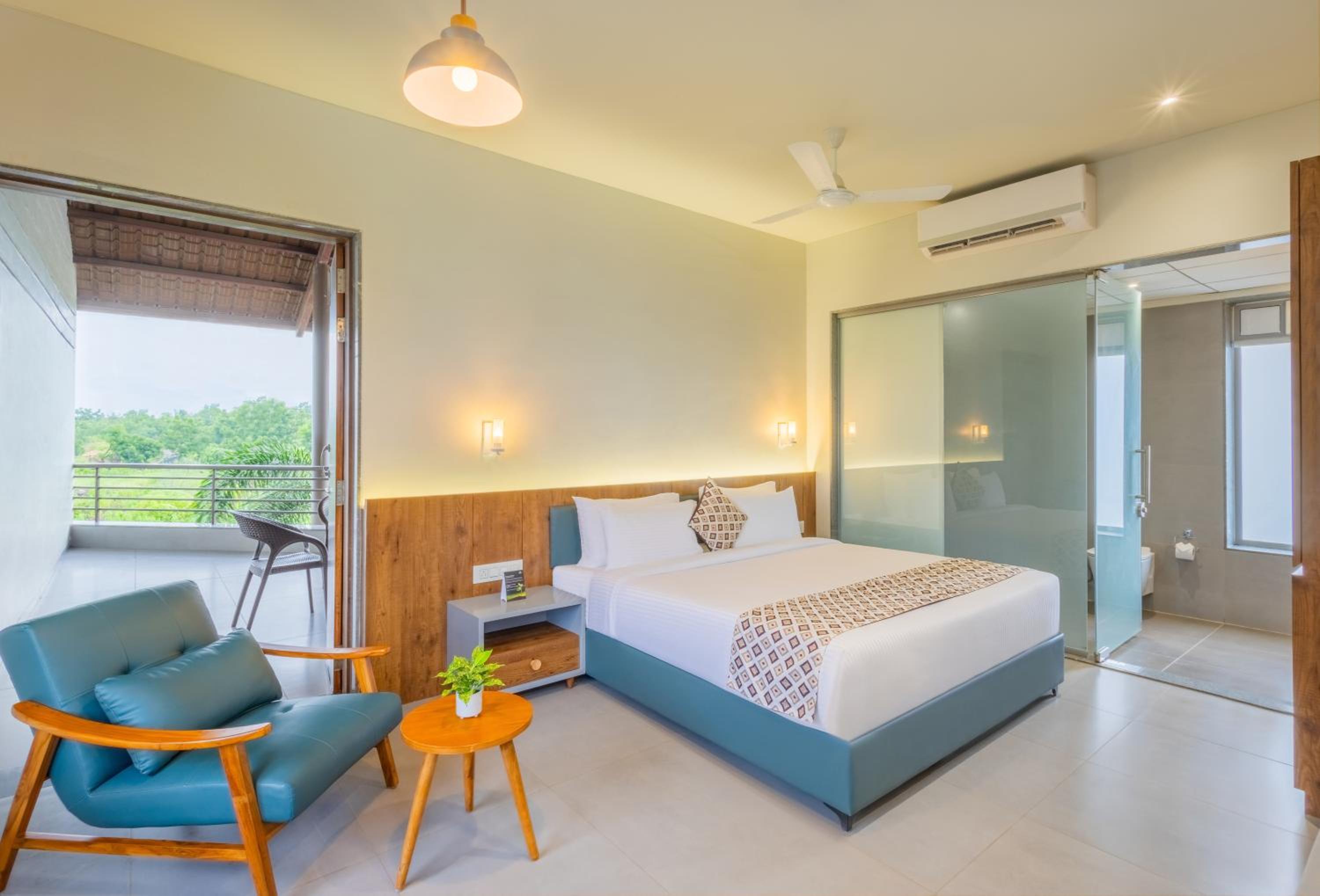 Premium Grande Room with Balcony