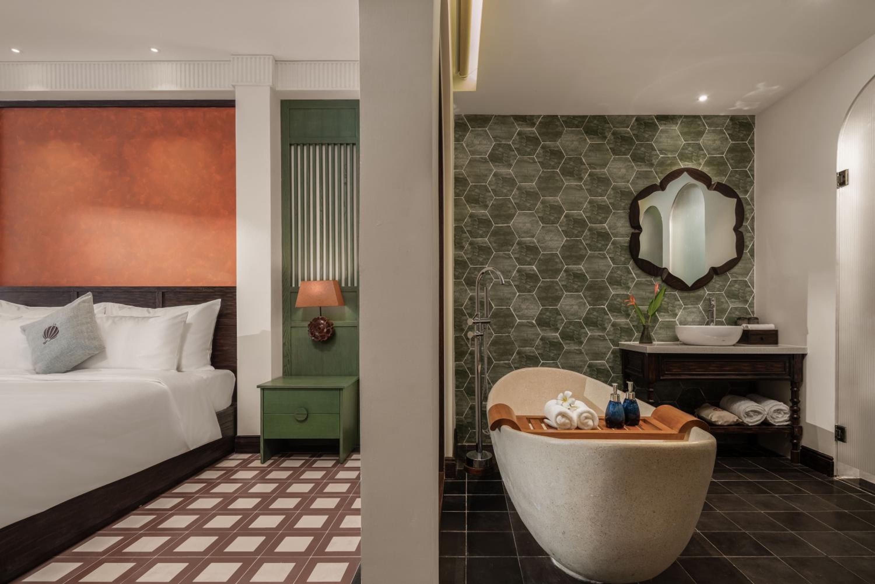 Signature Faifo Room - Photo 4