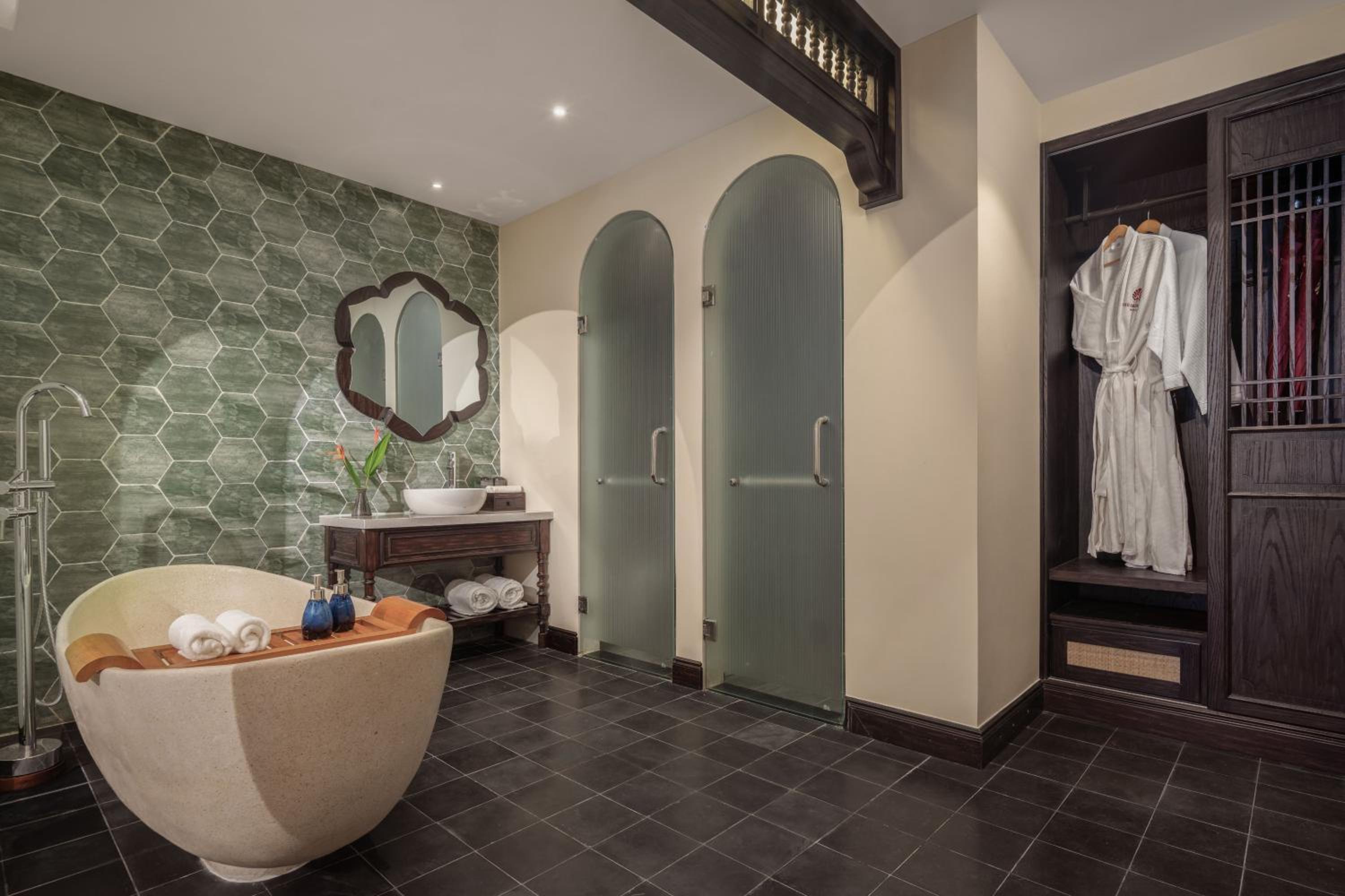 Signature Faifo Room - Photo 3