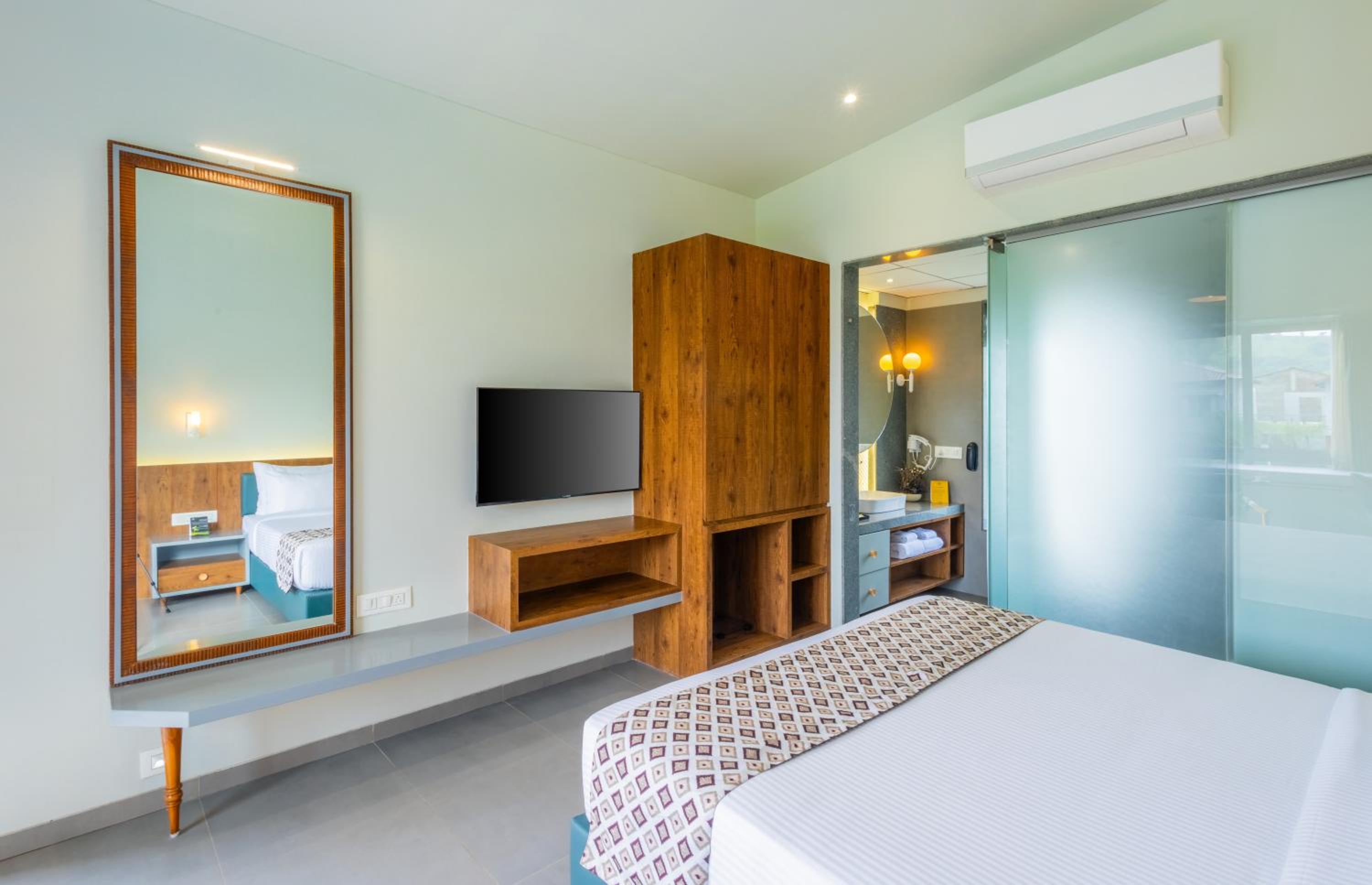 Pavilion Grande Room
