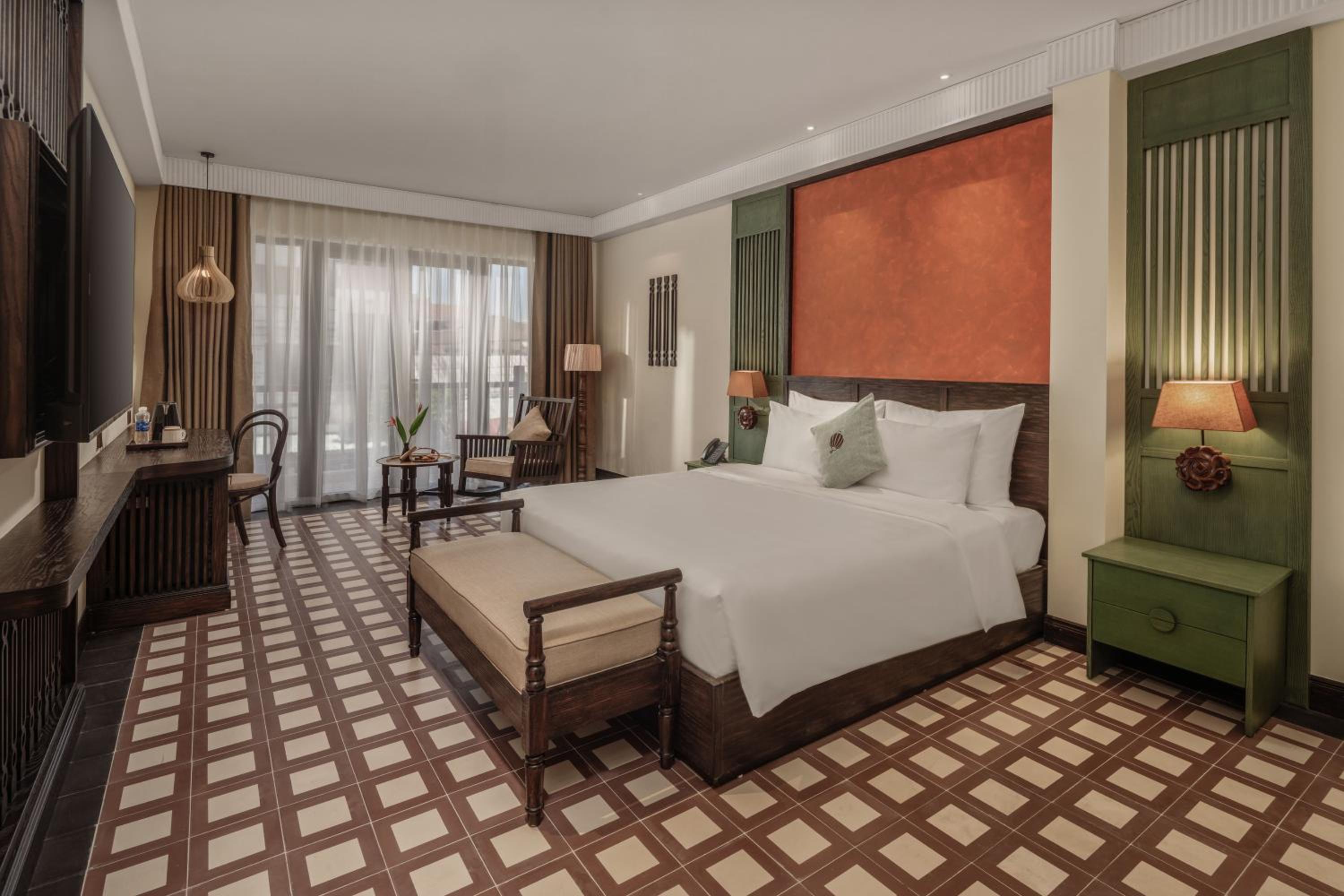 Signature Harmony Room - Photo 7