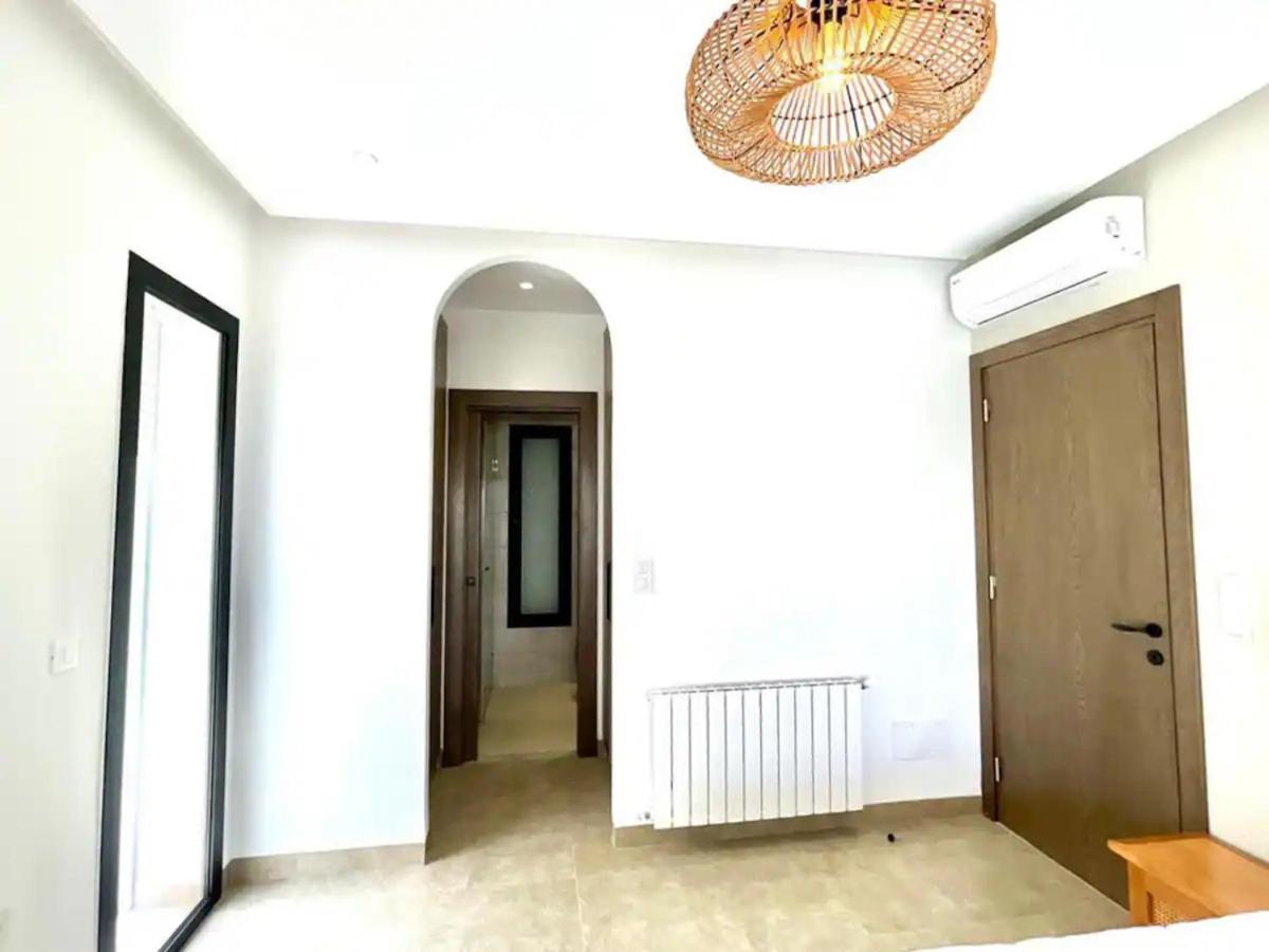 Three-Bedroom Villa photo 2