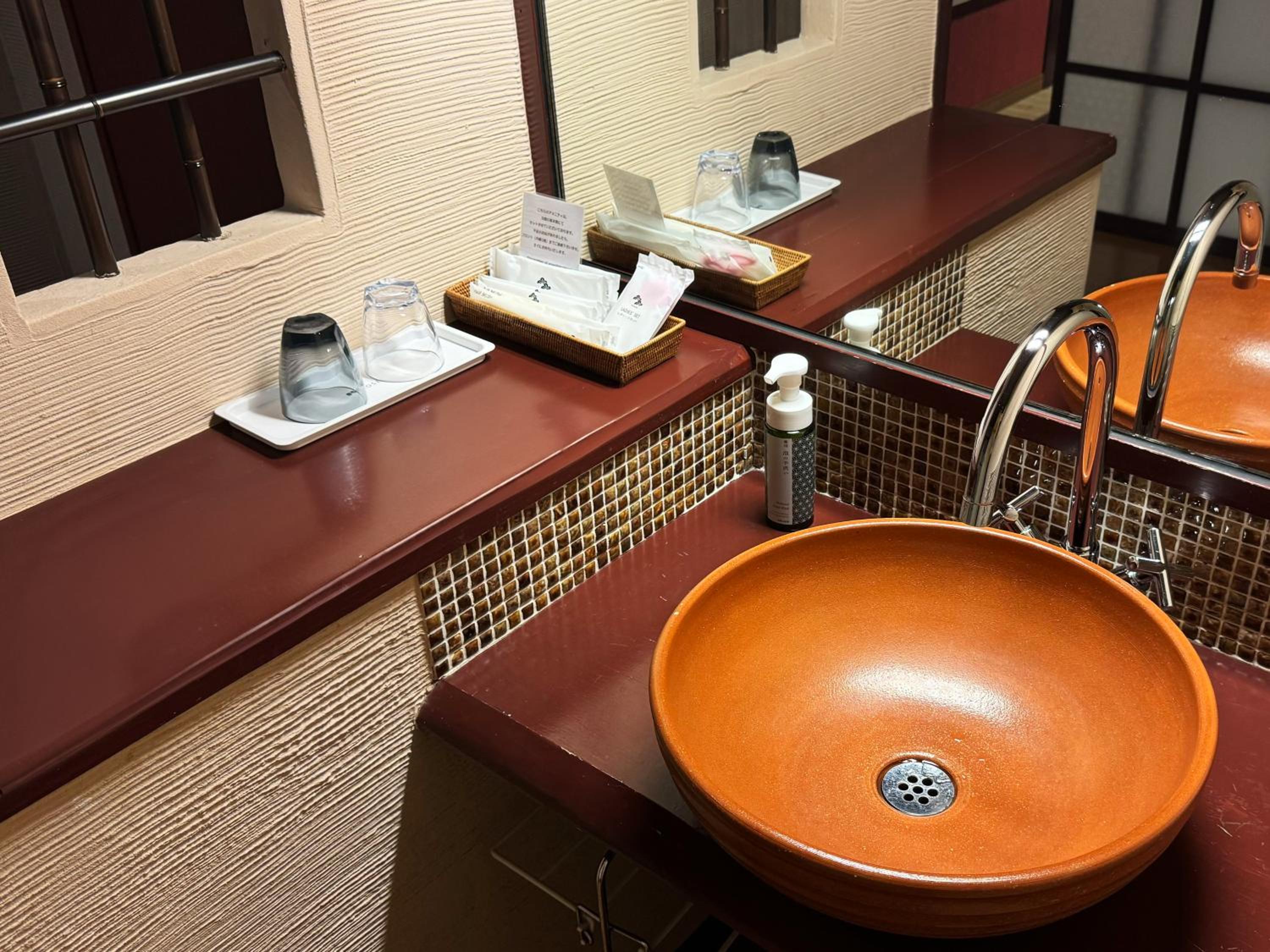 Japanese-Style Room Main Building - Breakfast + Buffet Dinner and Free Drinks Included photo 3