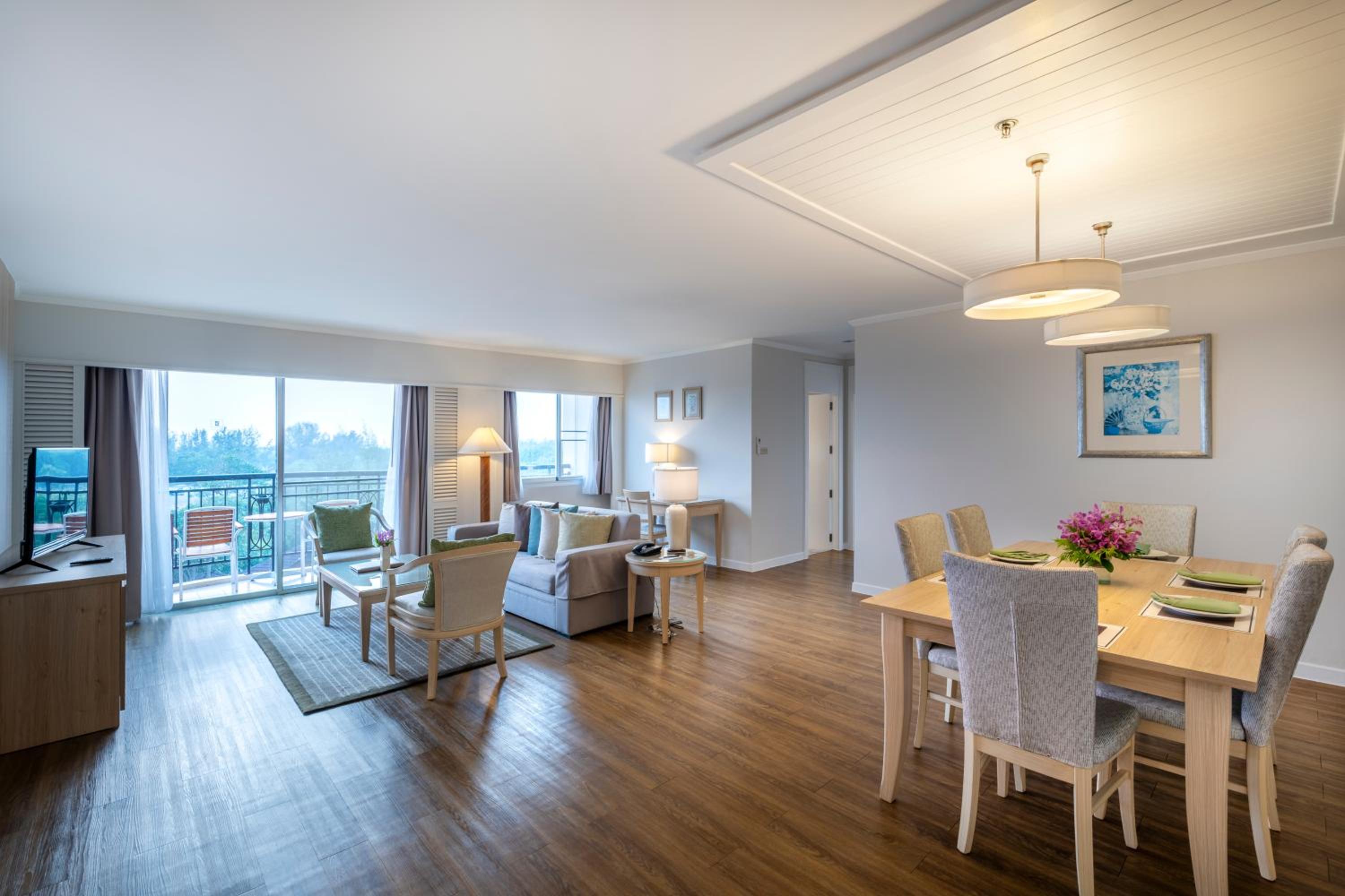 Two Bedroom Premier Suite - Photo 5