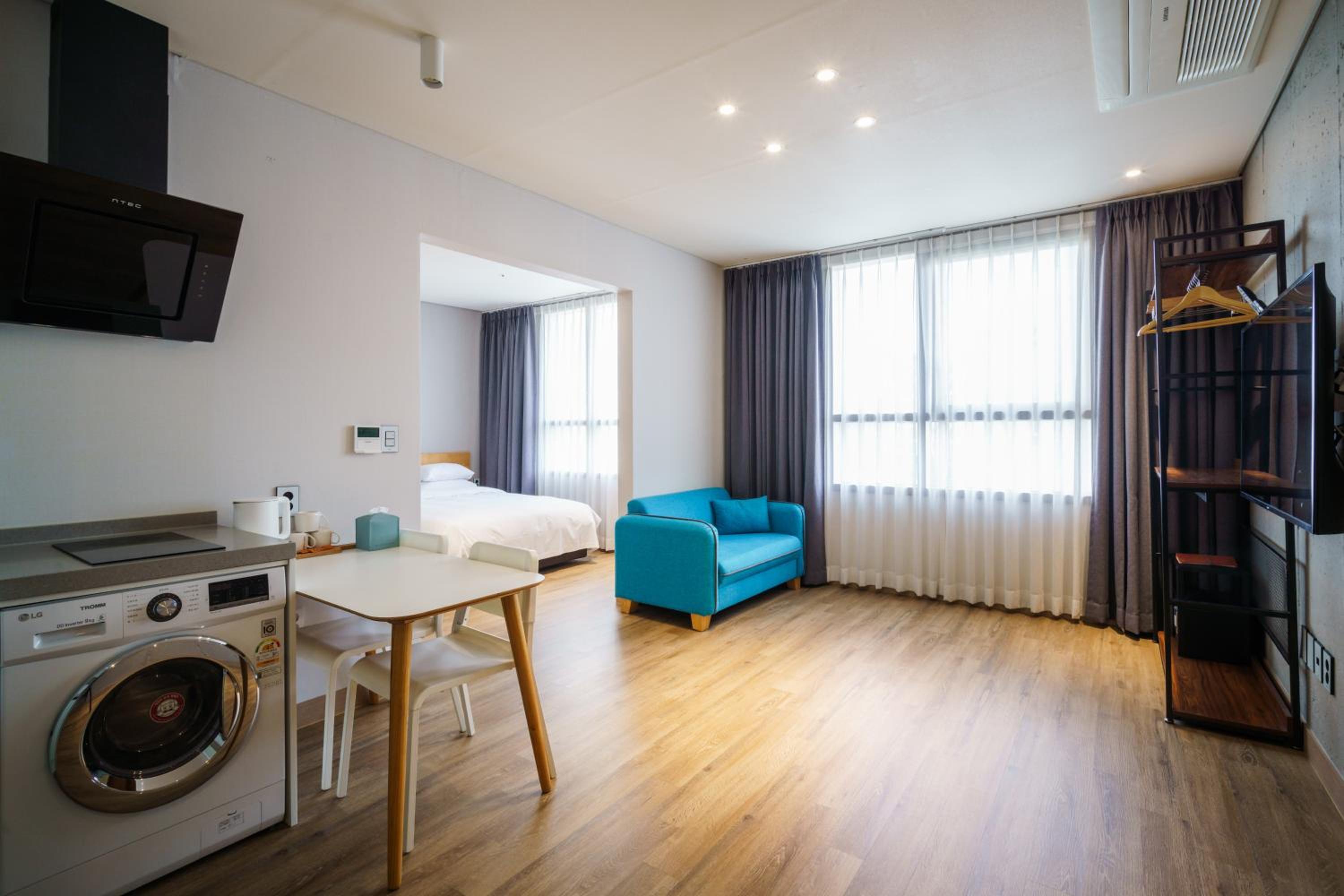 Family Suite - Photo 7