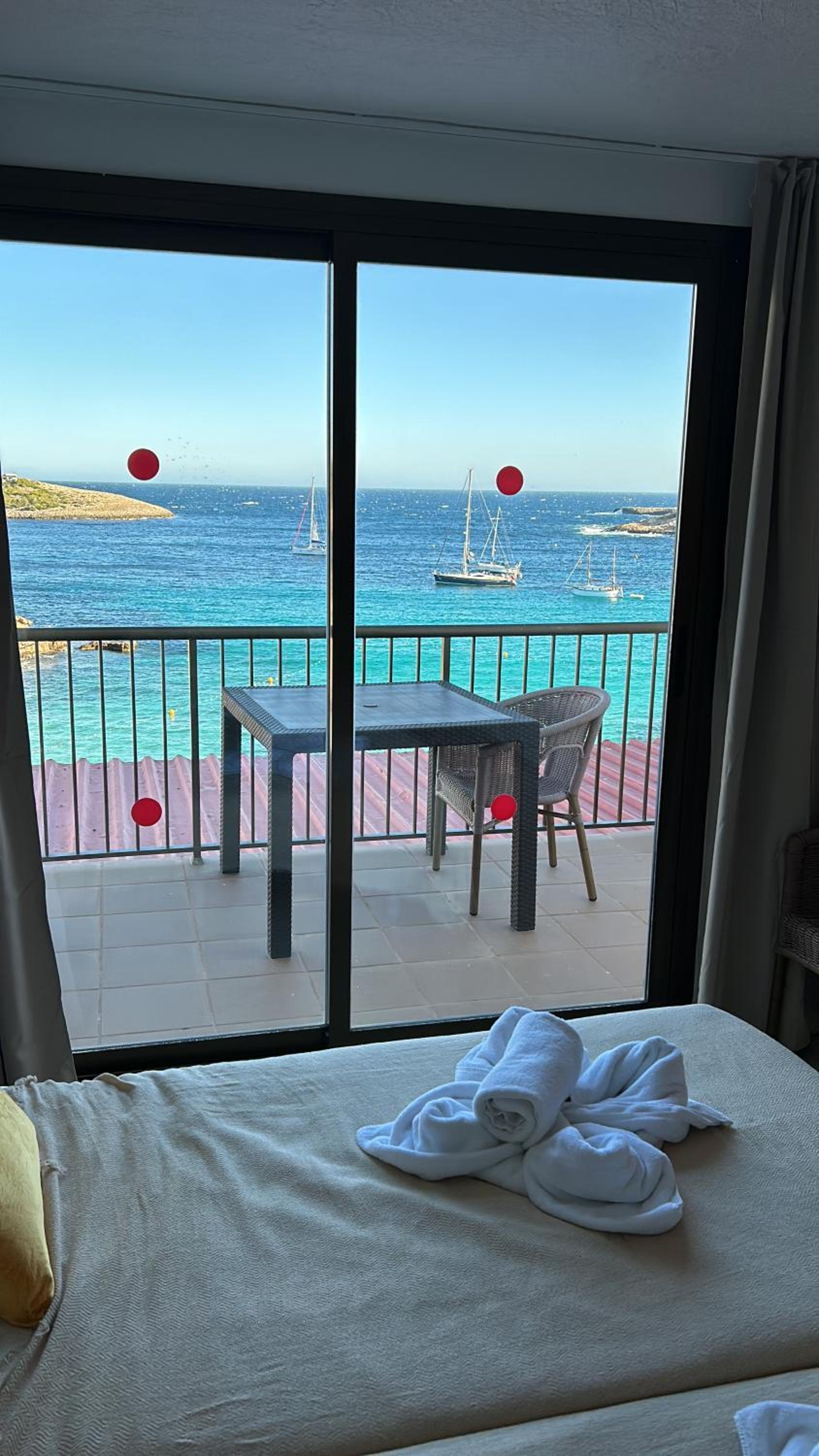 Standard Twin Room With Sea View photo 2