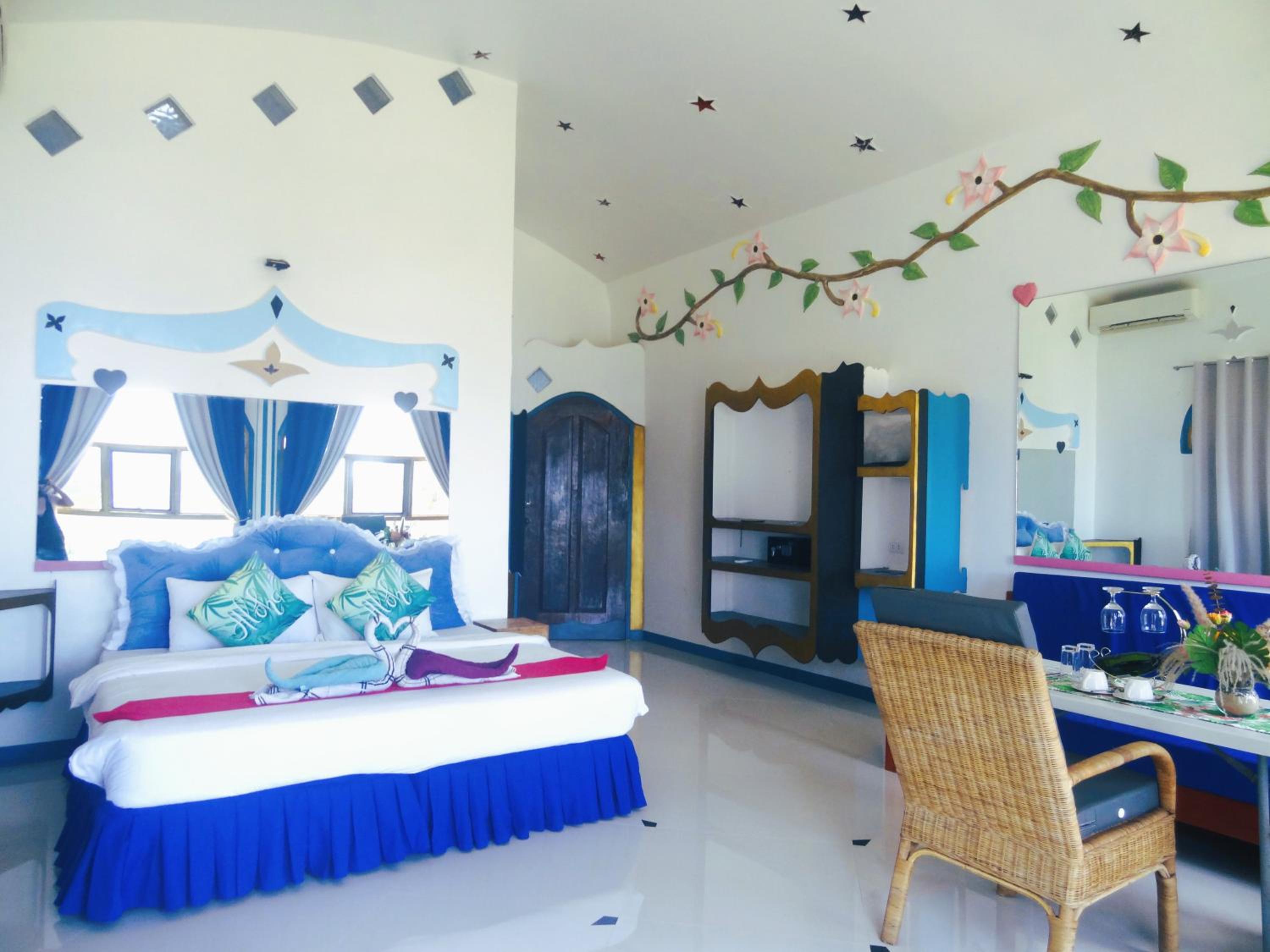 Family Room with Sea View
