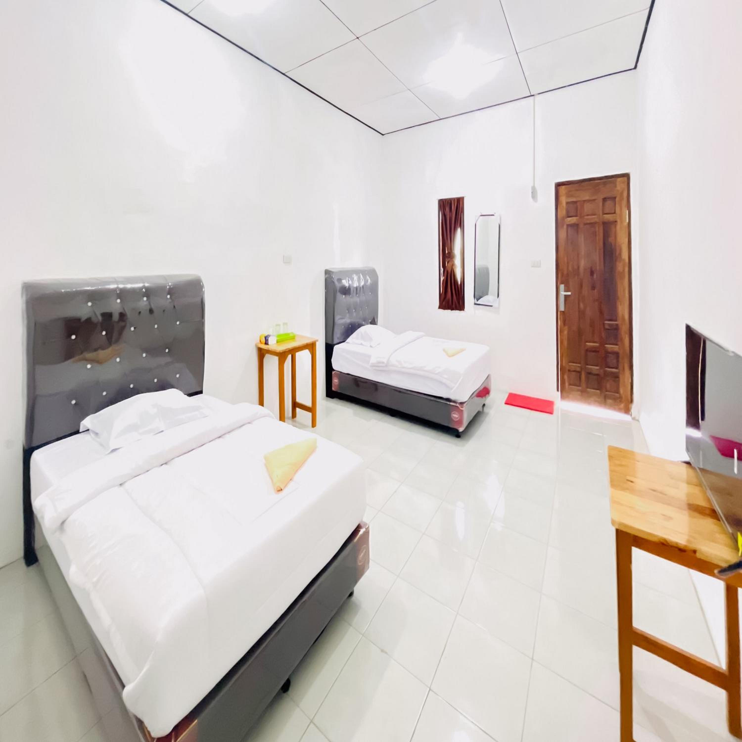 Standard Twin Room photo 3