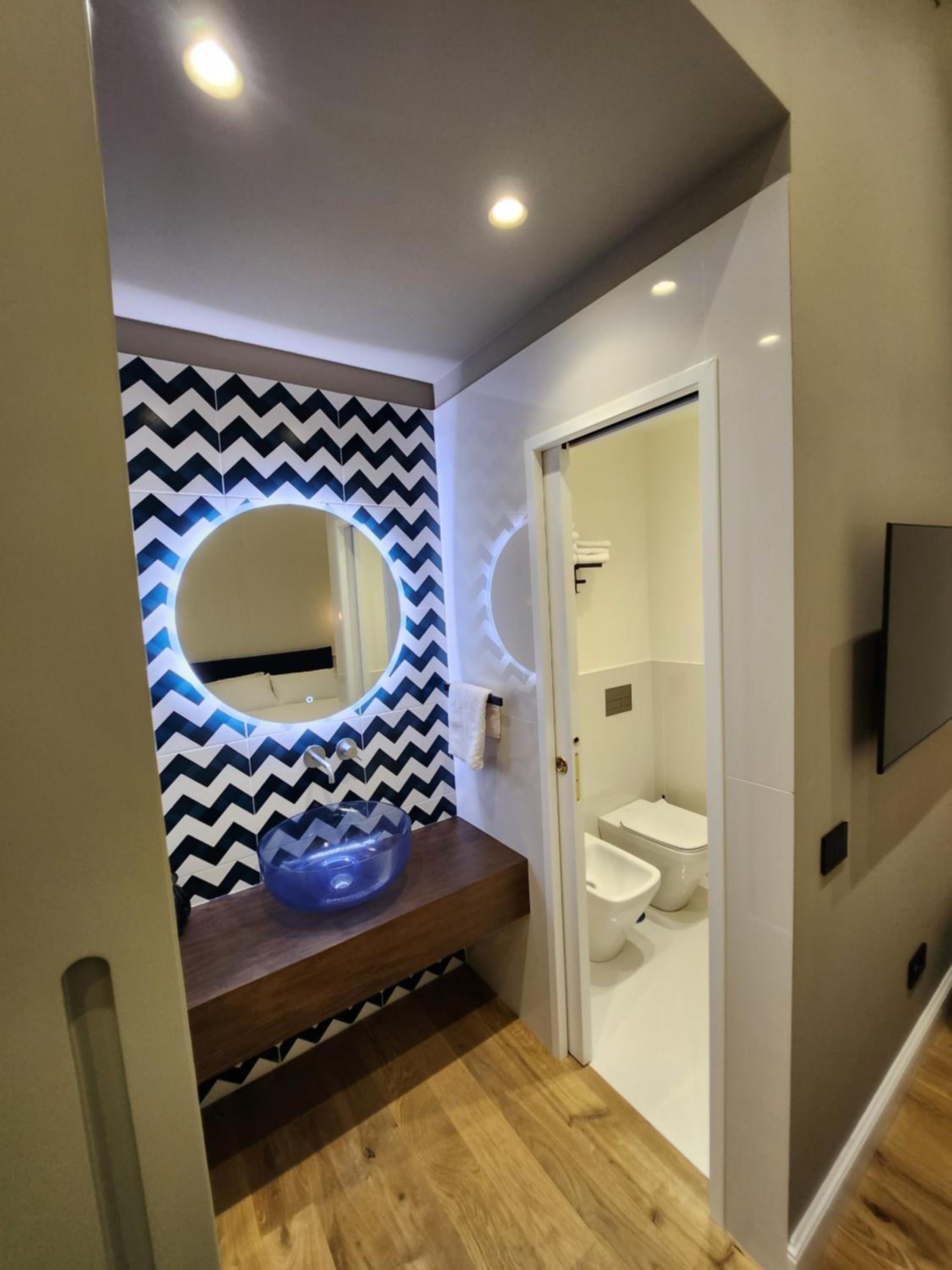 Double Room with Private Bathroom photo 2
