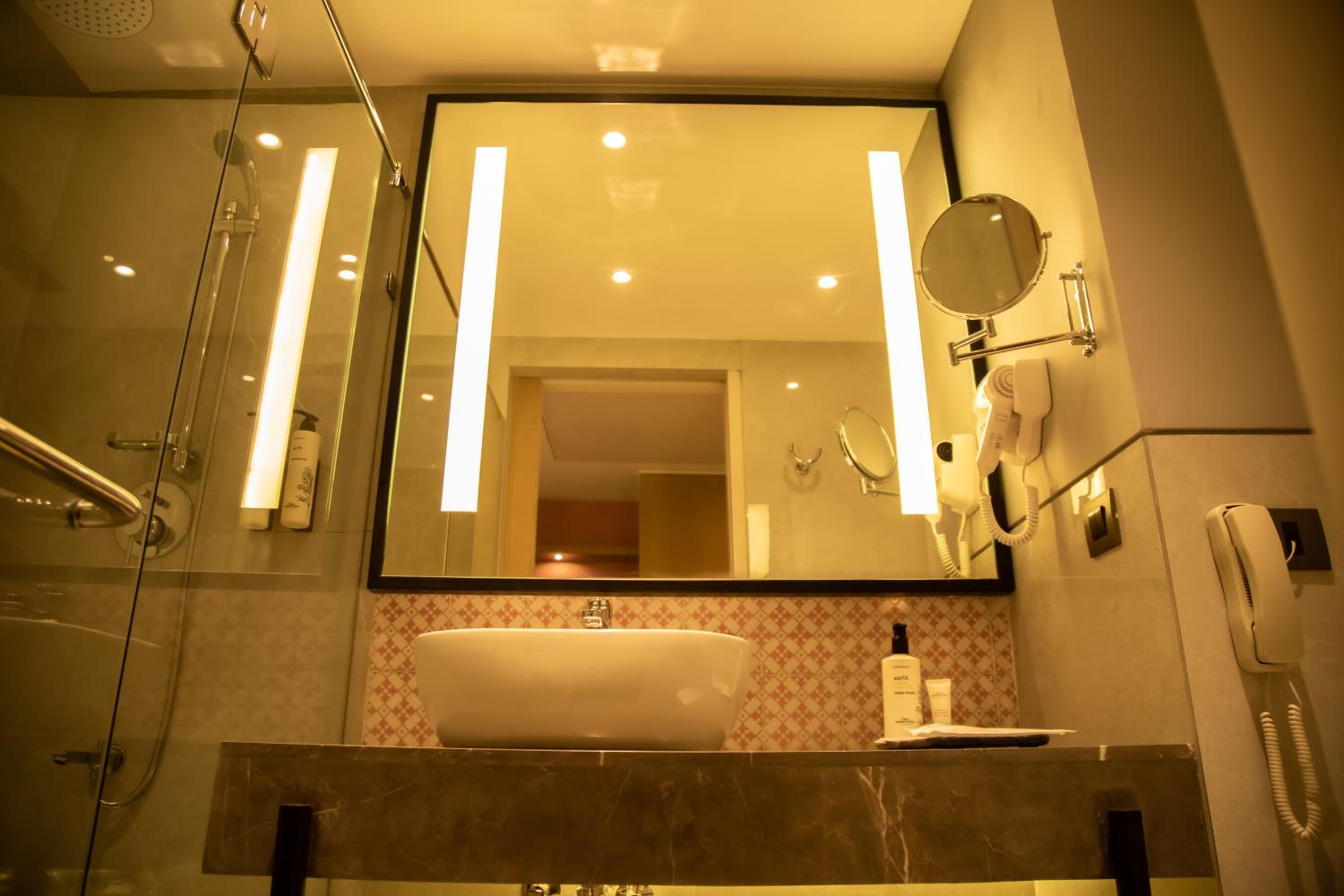 Deluxe Twin Room - 10% Discount on Laundry, 10% Discount on Spa, Welcome drink (non alcoholic) photo 1