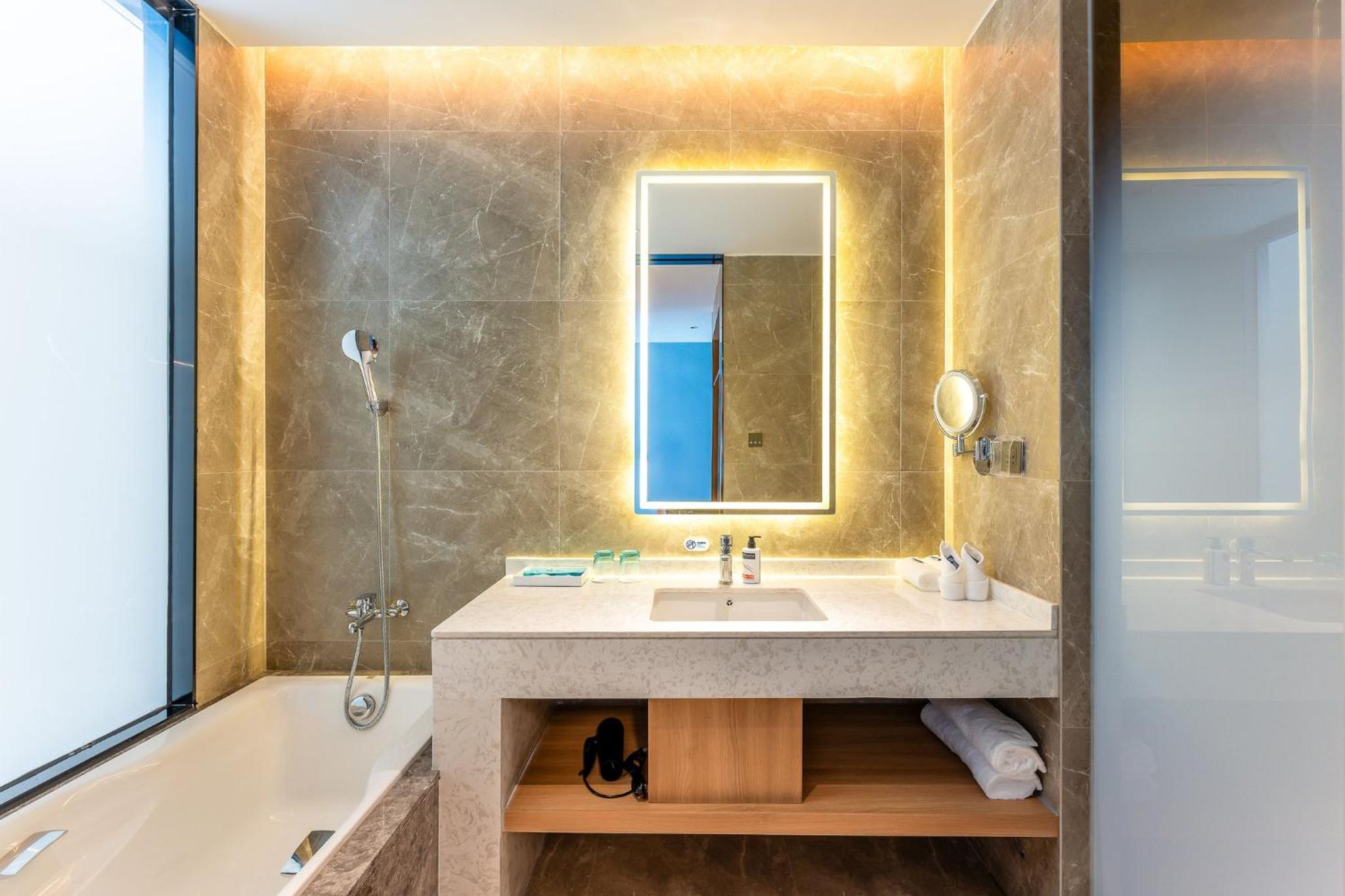 King Suite photo 2