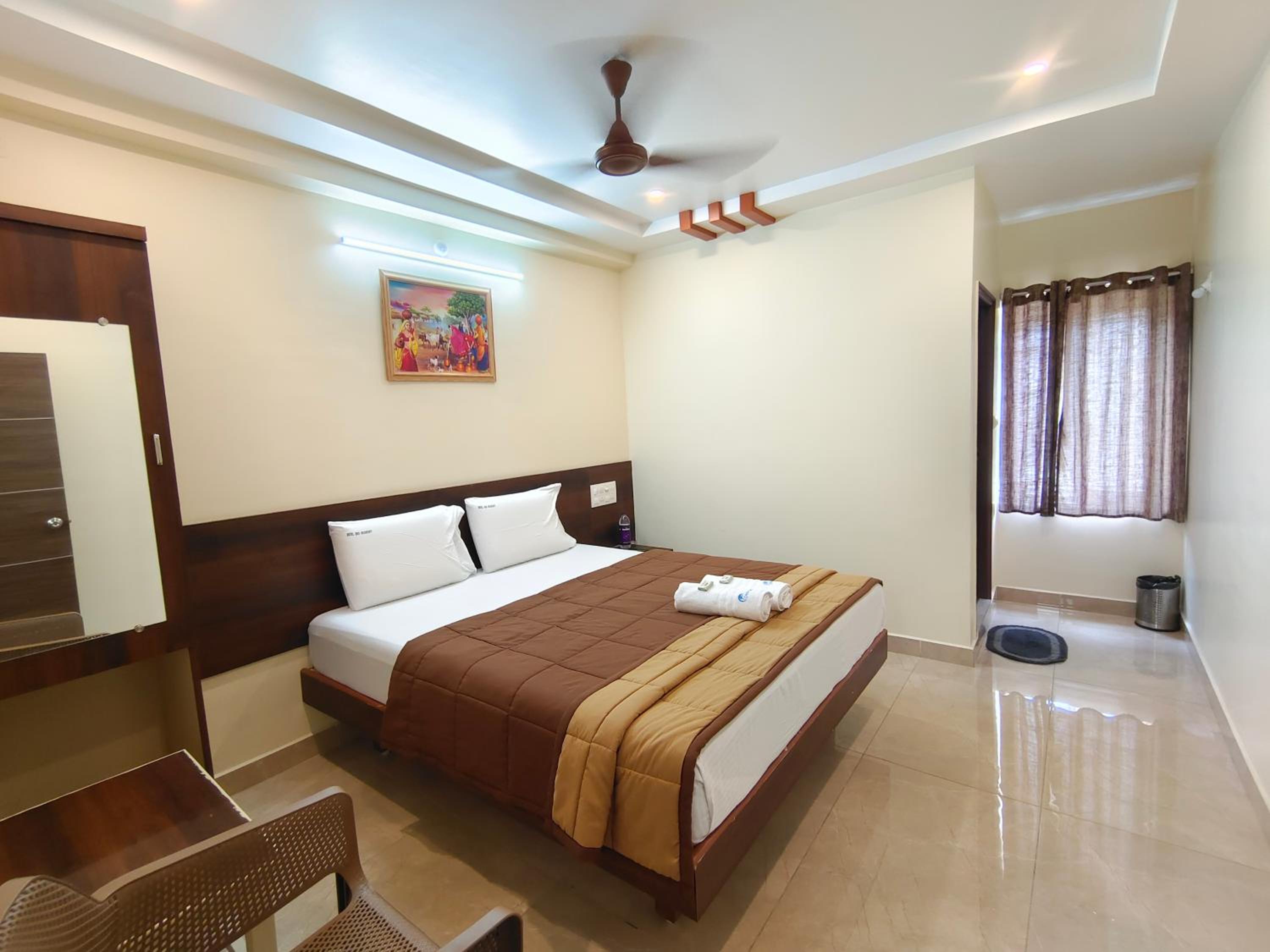 Deluxe Room - Photo 1