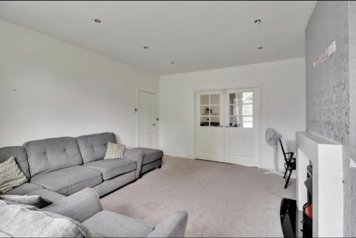 Three-Bedroom House photo 1