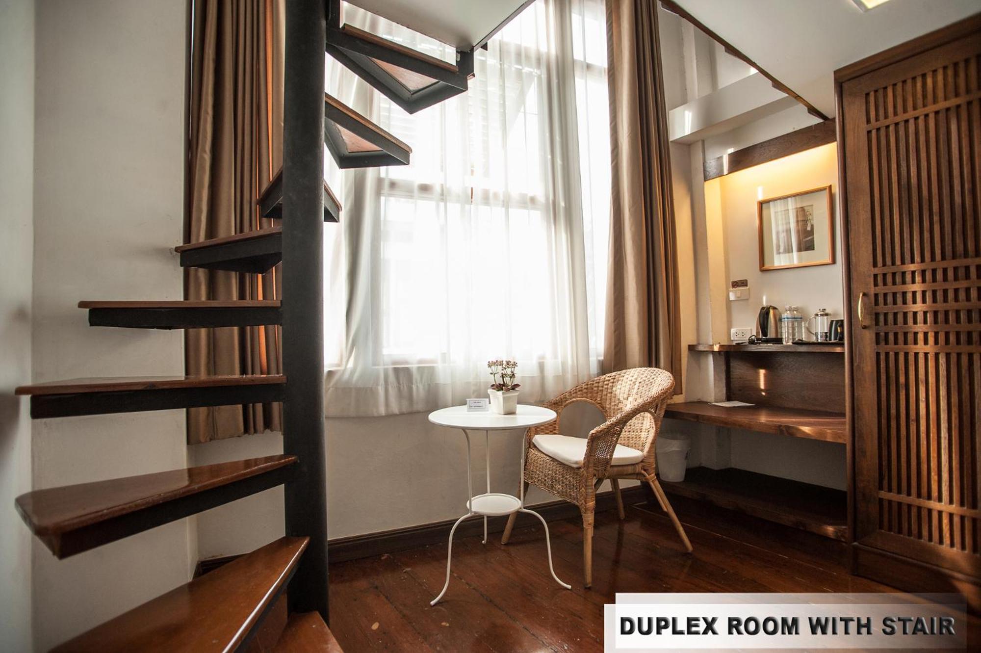 Standard King Room photo 2