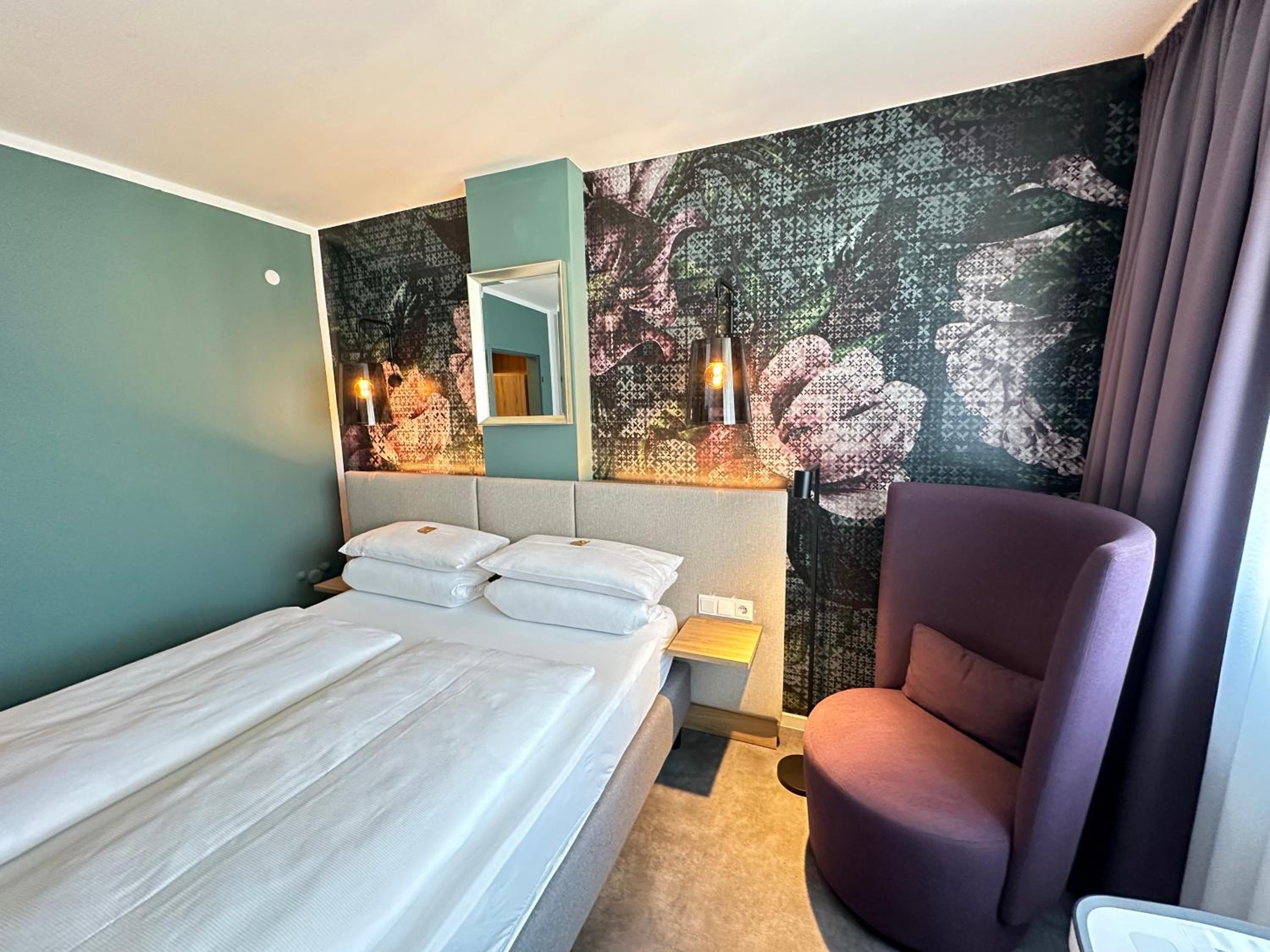 Small Double Room photo 2