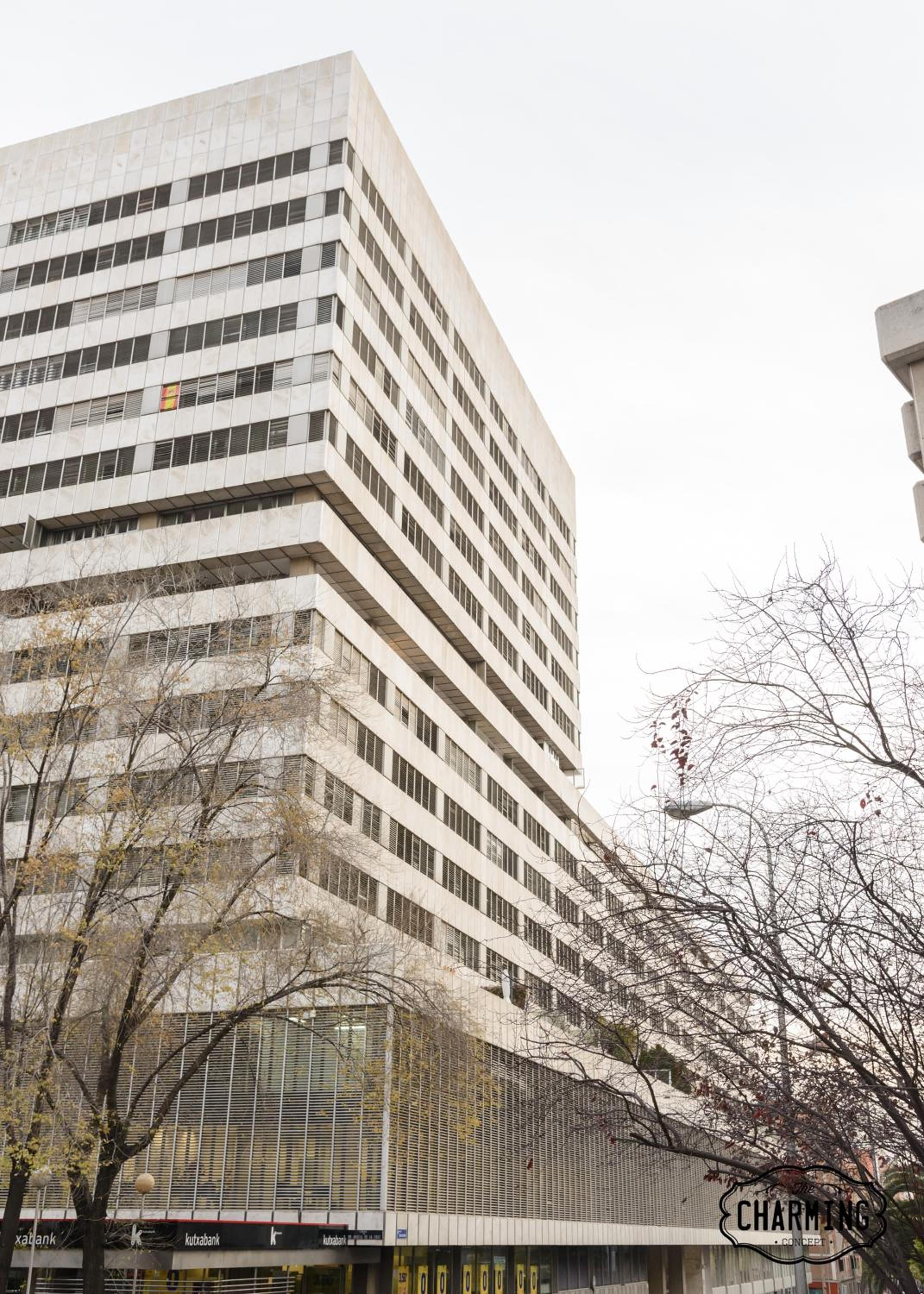 Superior Apartment thumbnail 6