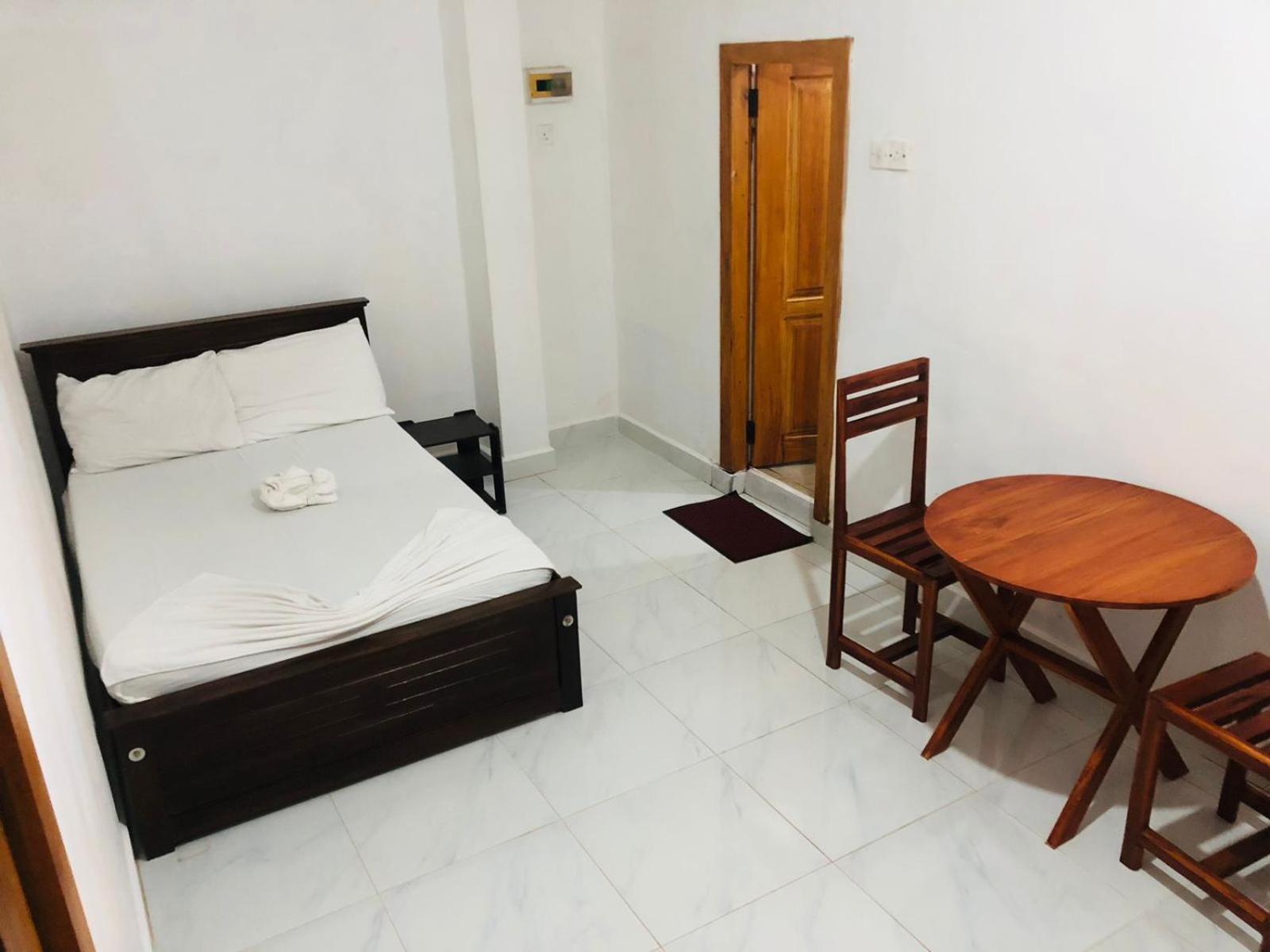 Standard Double Room With Fan photo 1