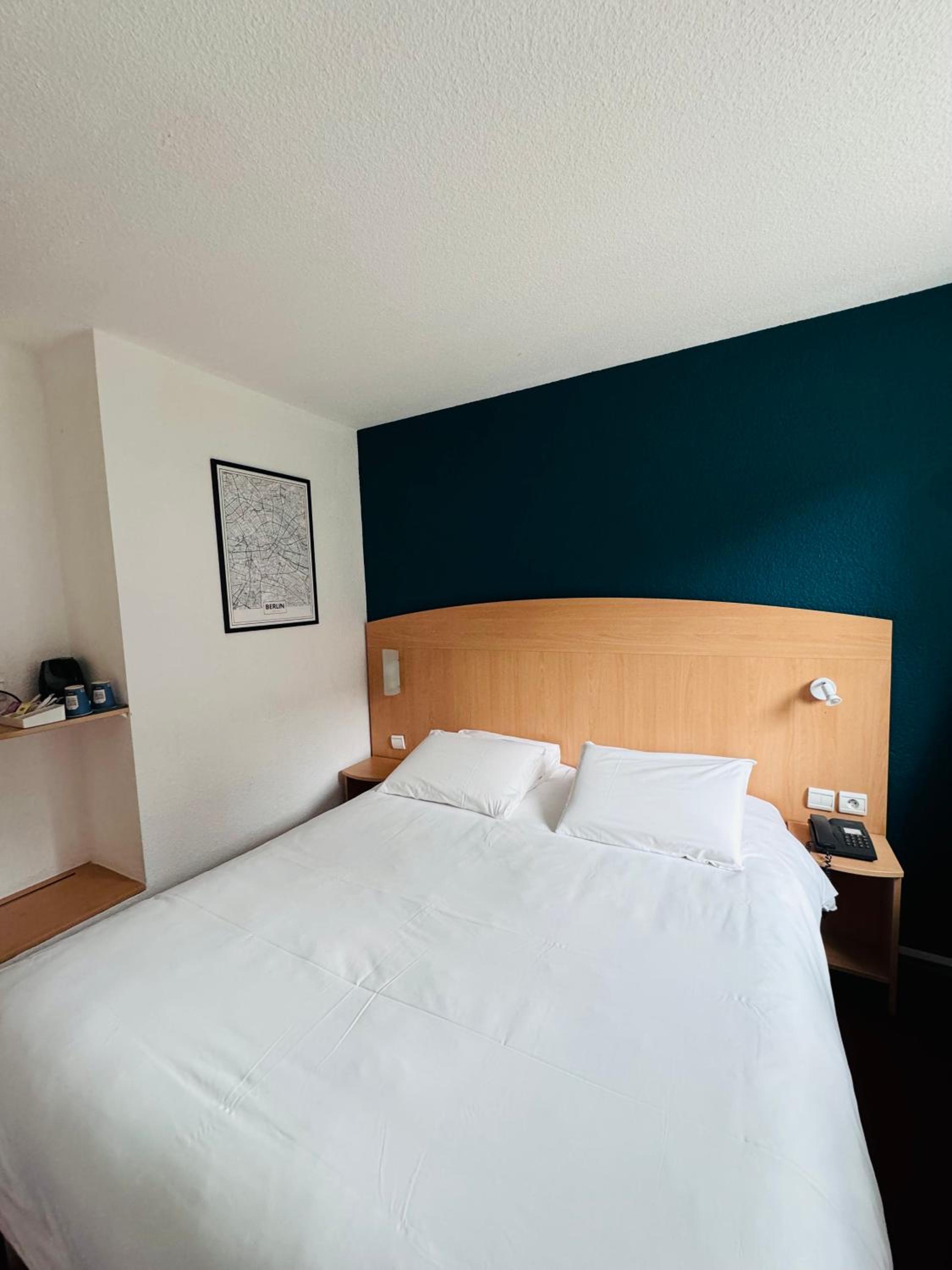 Double Room - Photo 2