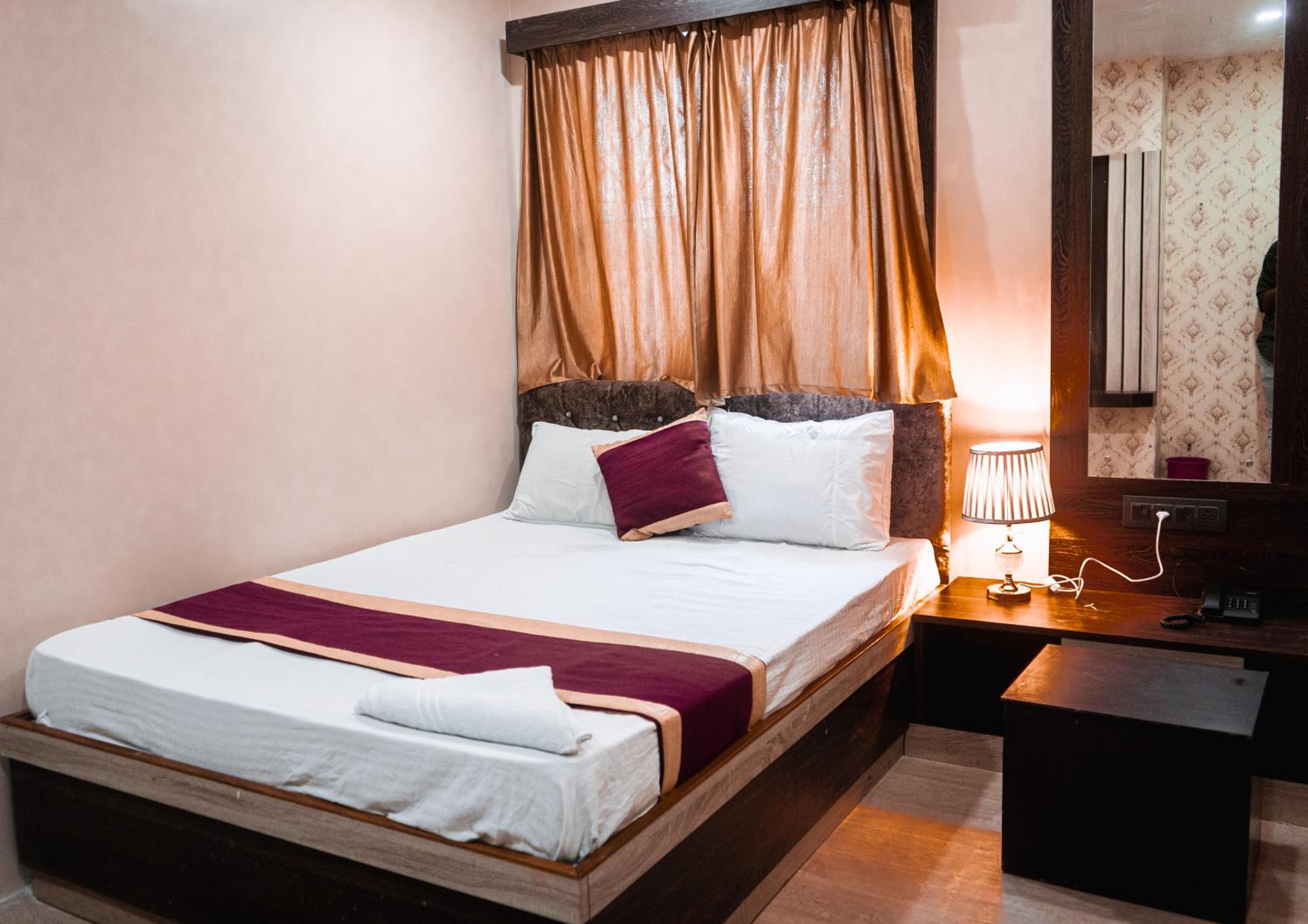 Deluxe Double Room photo 2
