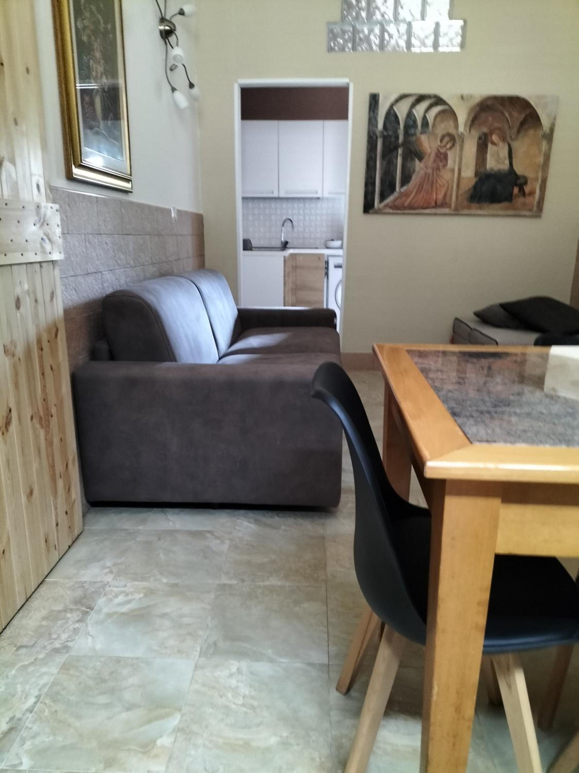 One-Bedroom House - Photo 1