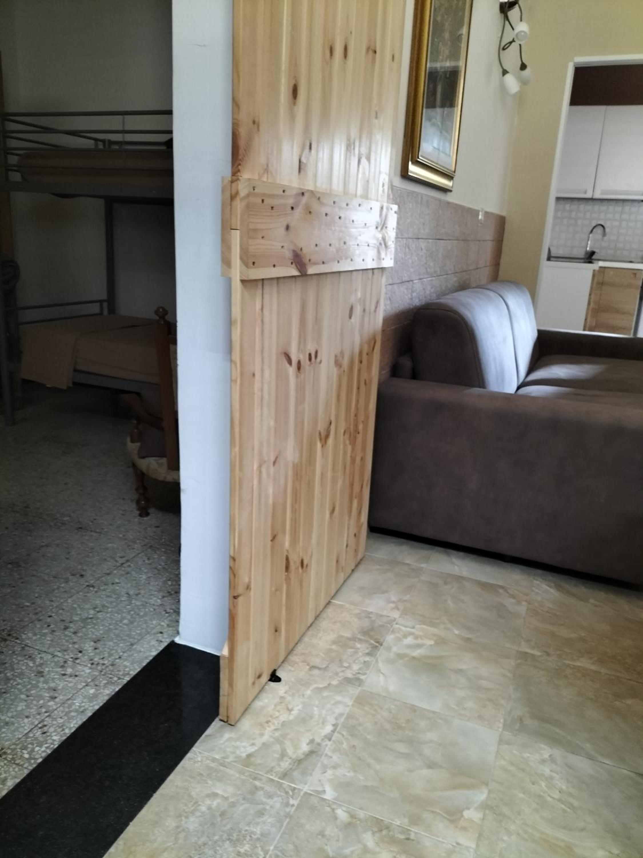 One-Bedroom House - Photo 18