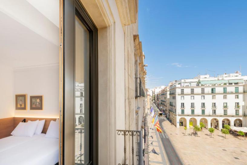 Deluxe Room with Views
