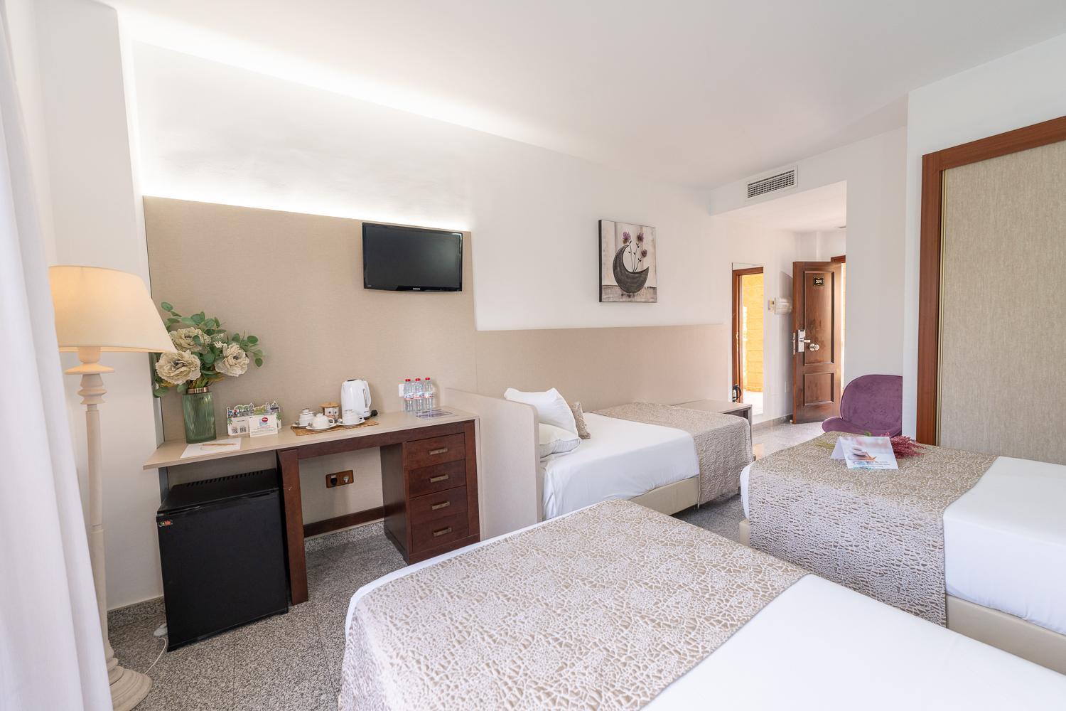 Triple Room - Photo 5