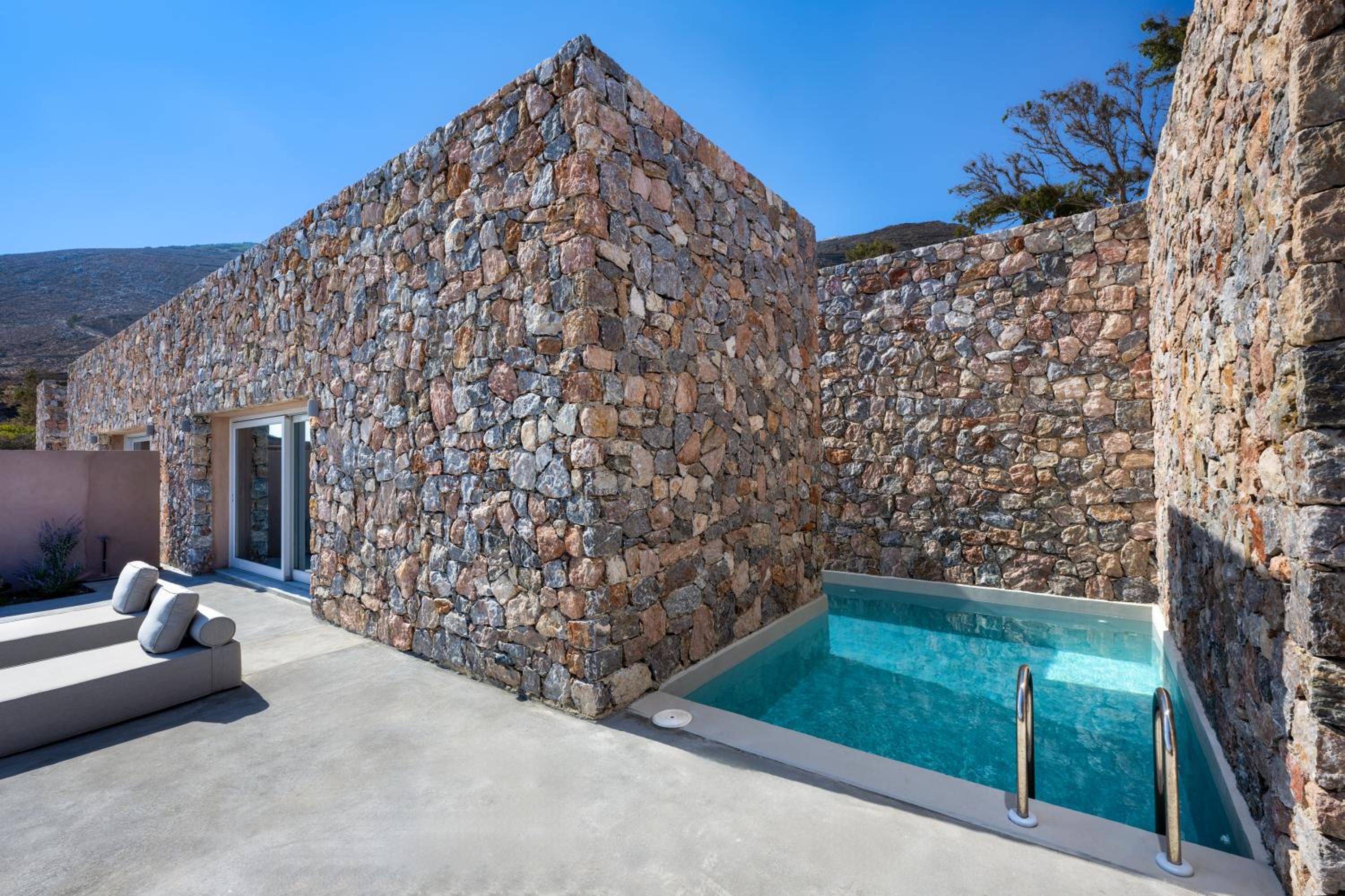 Deluxe Villa photo 2