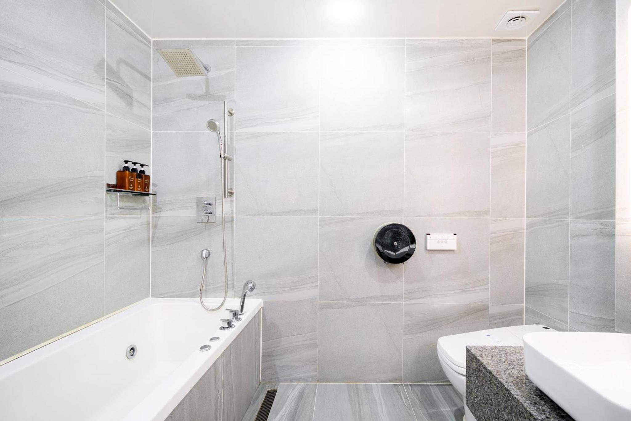Premium Double Room - Photo 4
